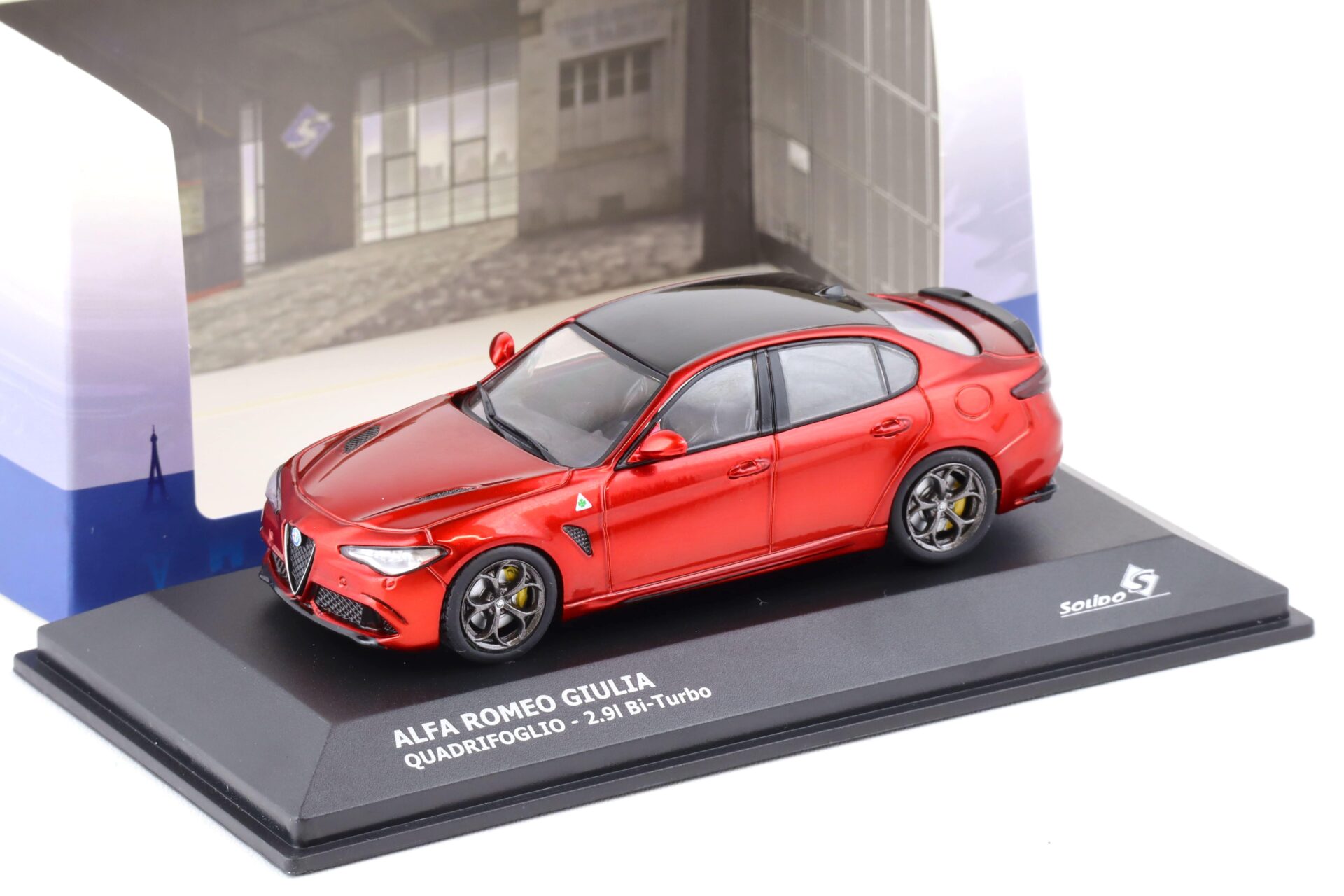 ID 74661 orig.jpg 1:43 Solido Alfa Romeo Giulia Quadrifoglio - 2.9l Bi-Turbo Monza red