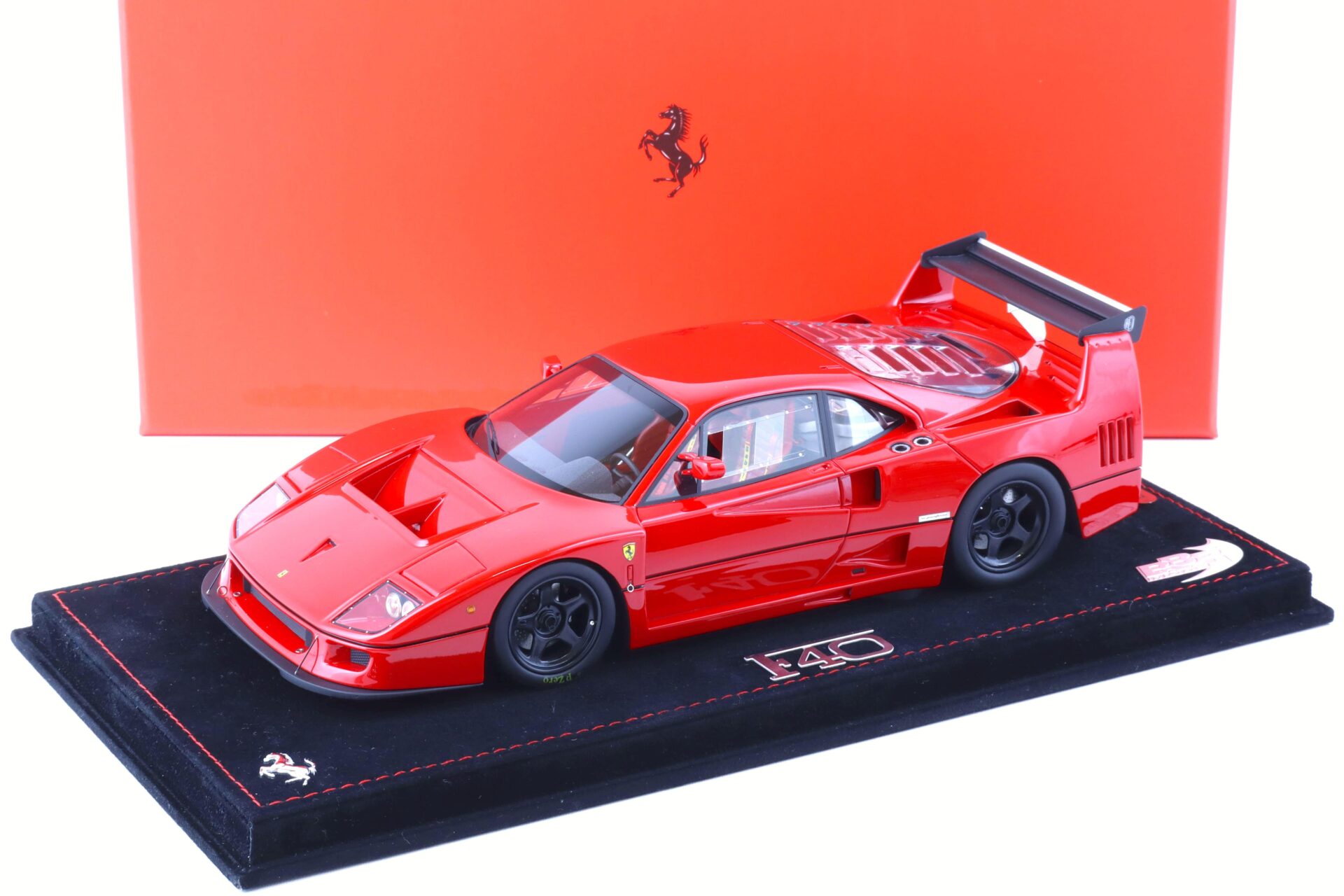 ID 75114 orig 1.jpg 1:18 BBR Ferrari F40 LM Rosso Corsa 322 red - Limited Edition 200 pcs.