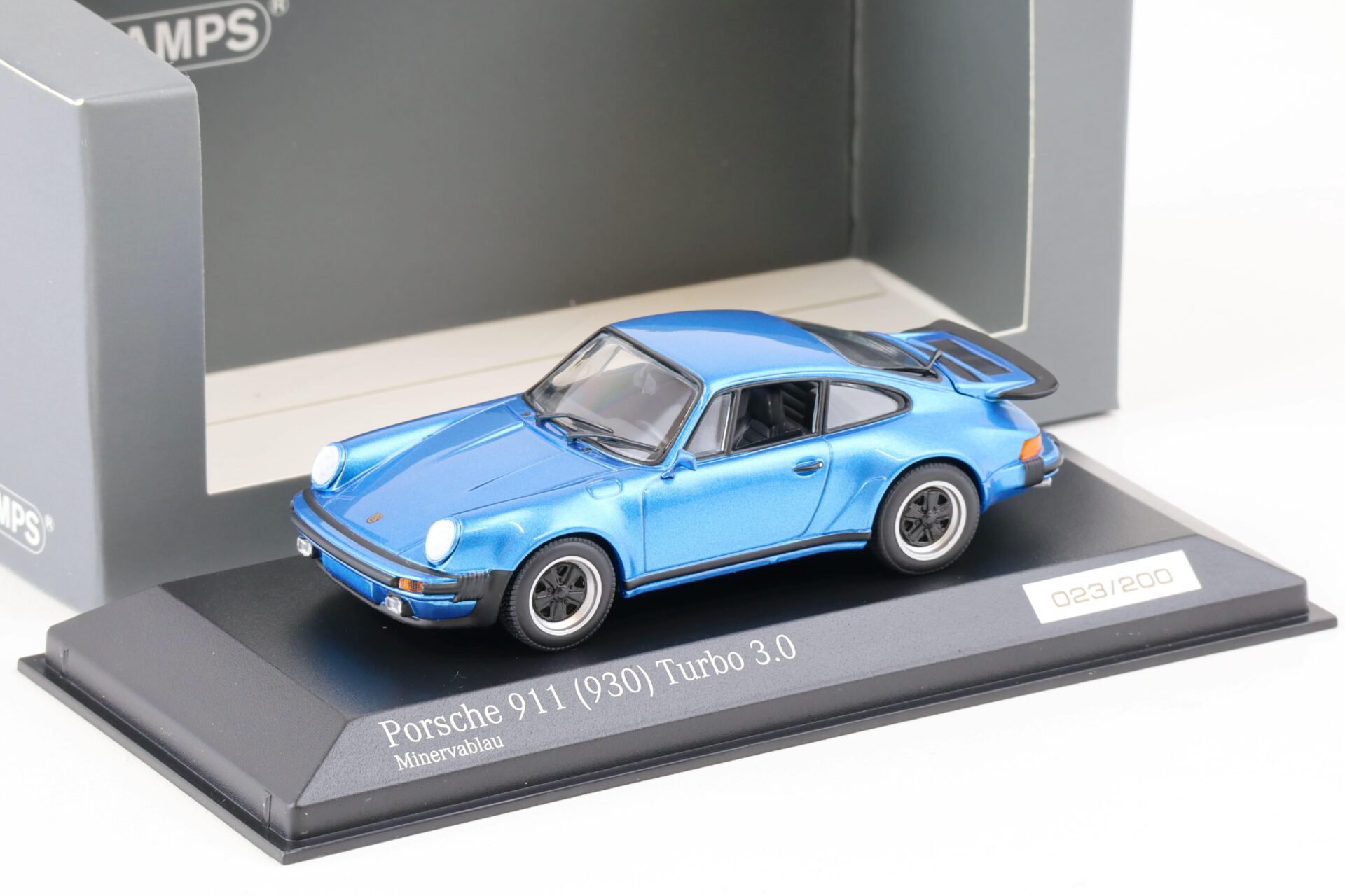 ID 75165 orig.jpg 1:43 Minichamps Porsche 911 (930) Turbo 3.0 Coupe Minerva blue - CA04316030