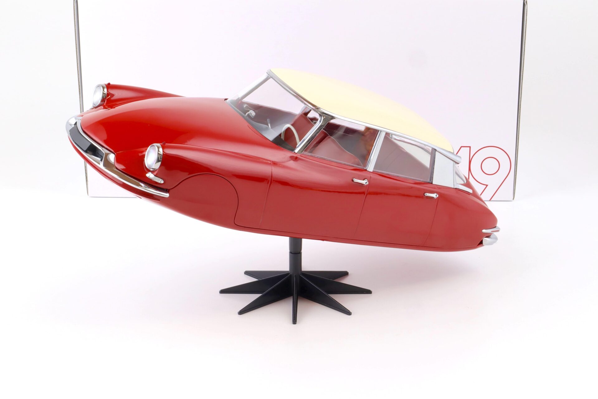 ID 75347 orig.jpg 1:12 Norev Citroen DS 19 Totem 1957 red/ beige - Limited 300 pcs