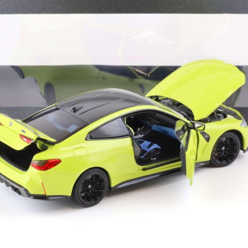 1:18 Minichamps BMW M4 (G82) Coupe 2020 Sao Paulo yellow DEALER VERSION