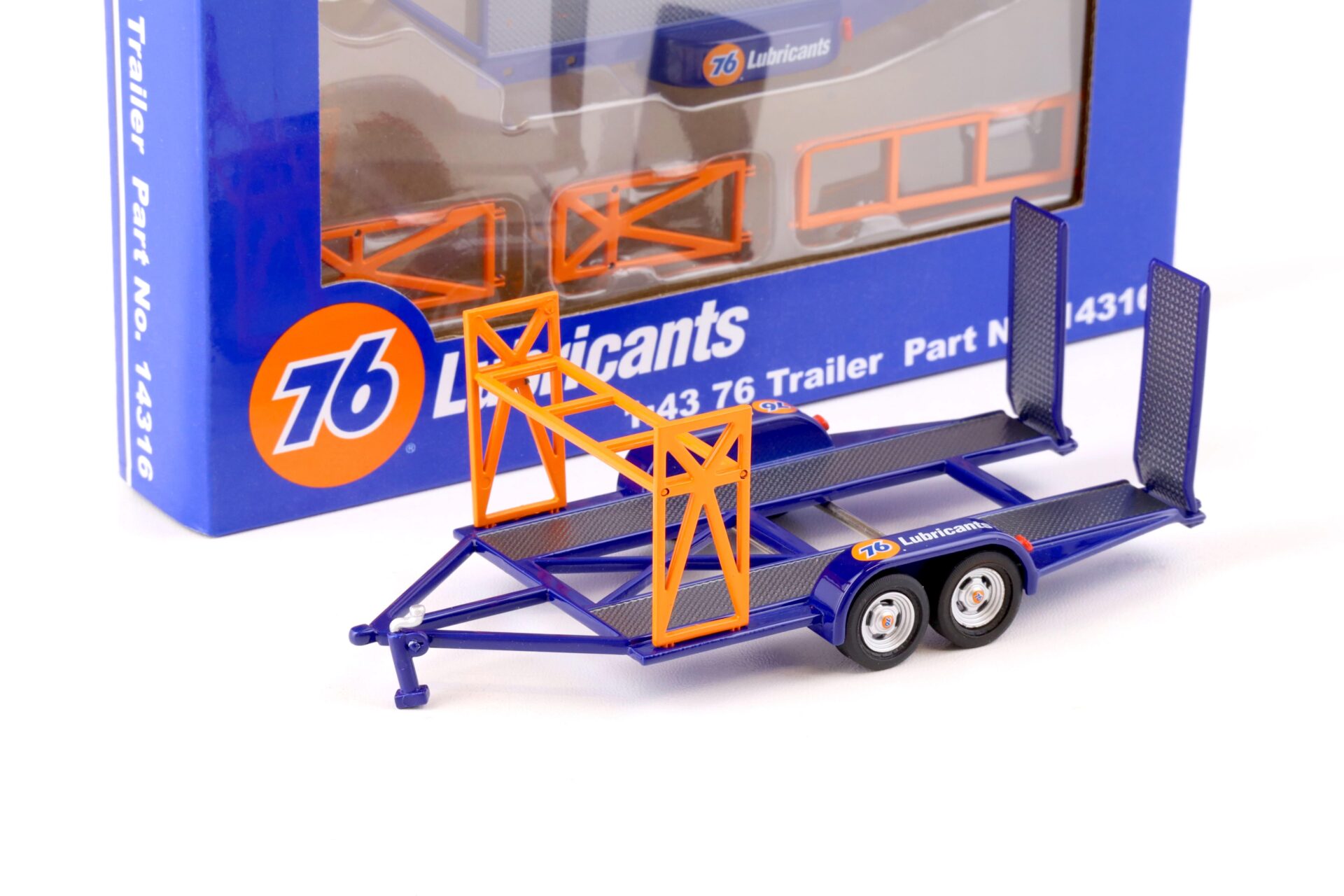 ID 75543 orig.jpg 1:43 GMP Tandem Car Trailer Anhänger Union 76 Lubricants blue Diorama Zubehör