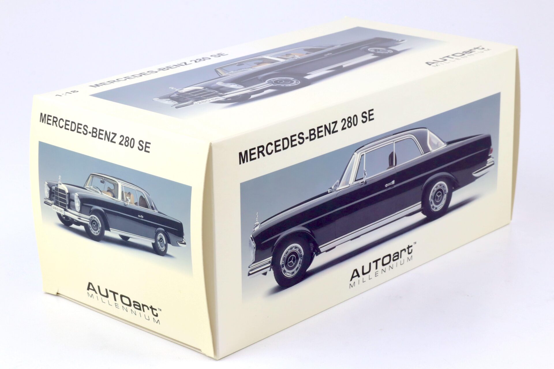 ウ*ン様 AUTOart Mercedes-Benz 280 SE 1:18 1:18 AUTOart Mercedes 280 SE Coupe 1968 black – Premium-Modelcars