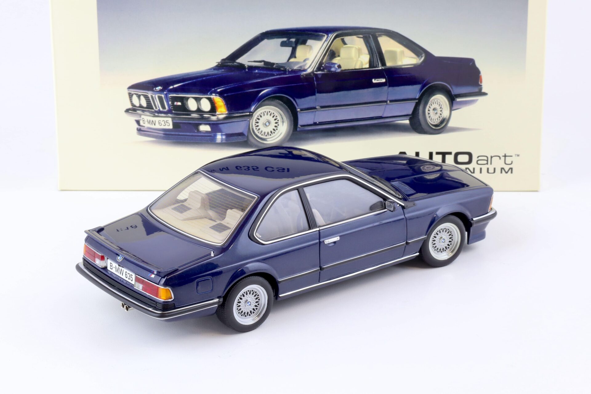 1:18 AUTOart BMW M 635 CSI Coupe Royal blue metallic