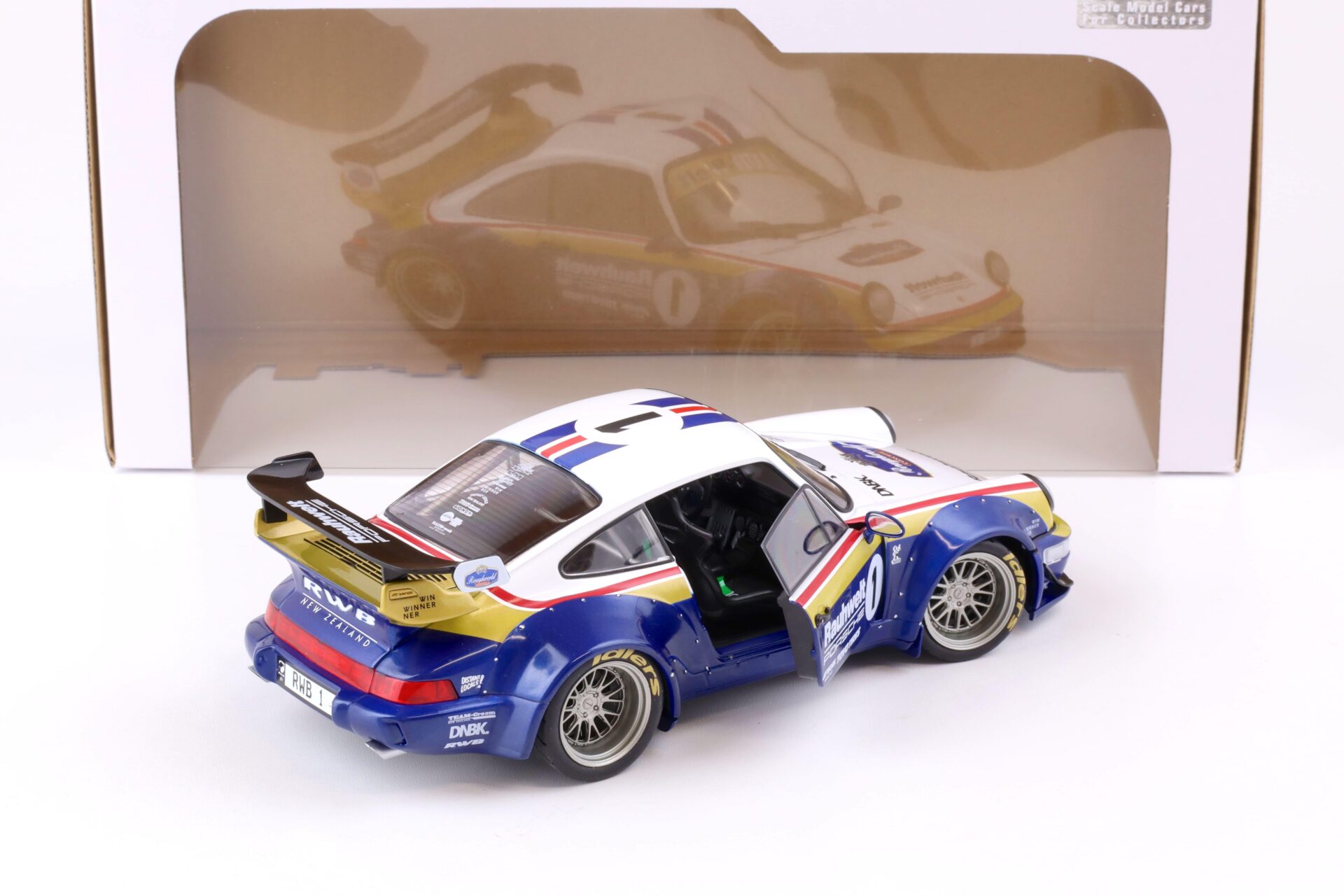 1:18 Solido Porsche 911 (964) RWB Rauhwelt #1 Rothmans Design white/blue