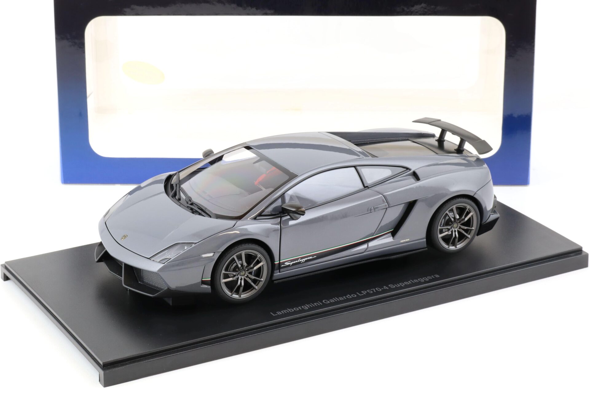 ID 76128 orig 1.jpg 1:18 AUTOart Lamborghini Gallardo LP570-4 Superleggera Grigio Telesto/ metallic grey