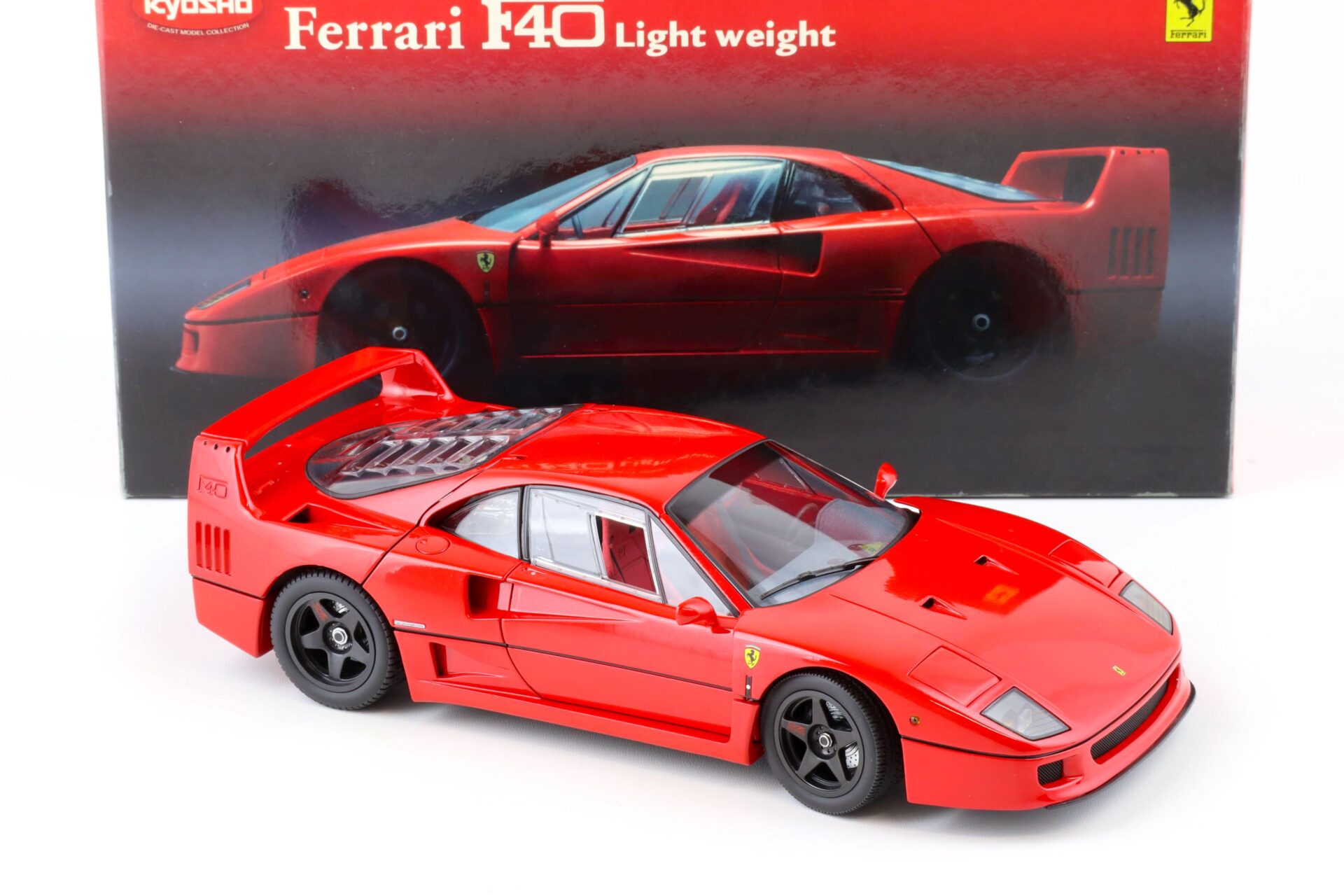 1:18 Kyosho Ferrari F40 Light Weight Version red 08412R