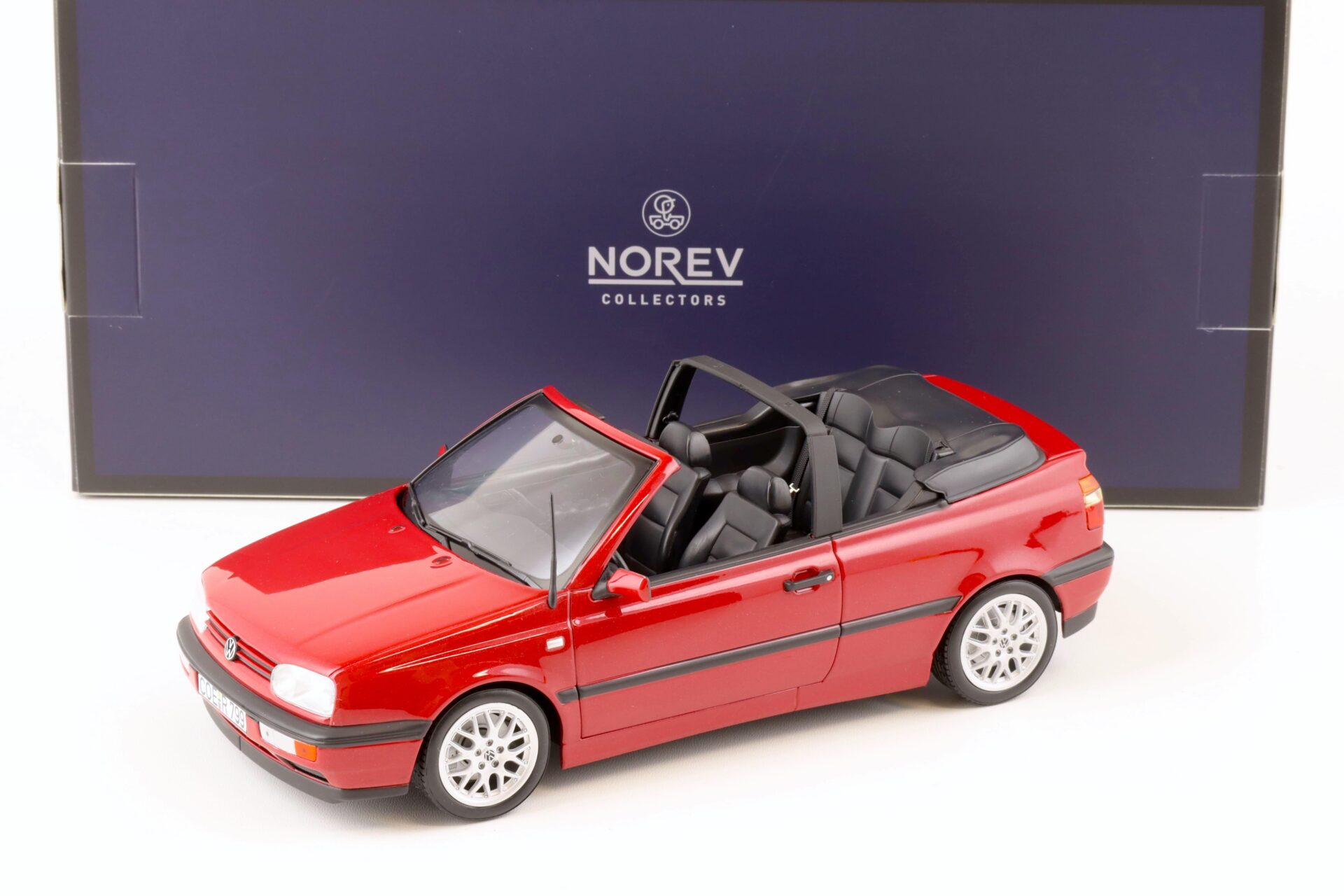 ID 76776 orig 1.jpg 1:18 Norev VW Golf 3 Cabriolet 1995 dark red metallic - Limited 200 pcs.