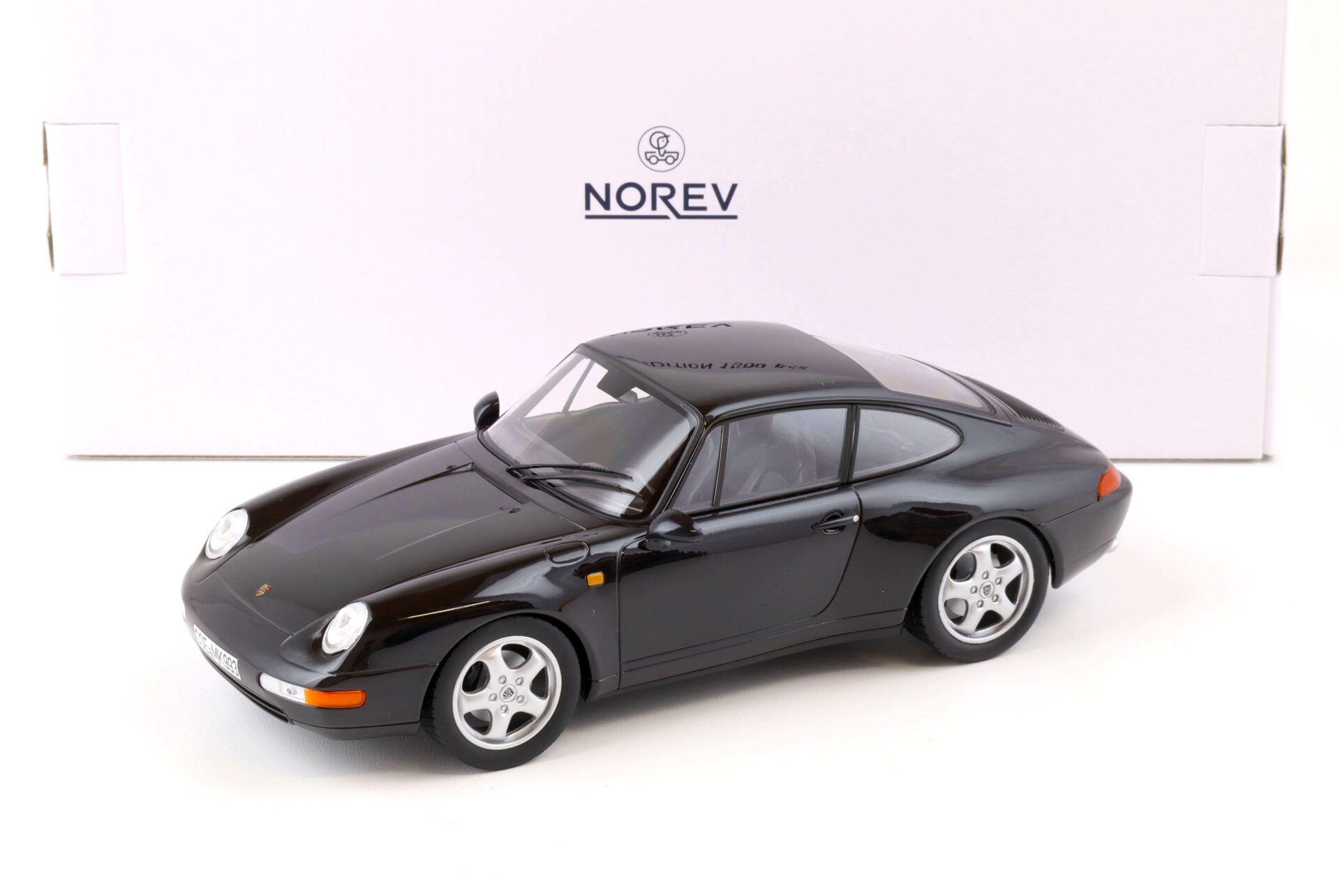 1:18 Norev Porsche 911 (993) Carrera Coupe 1993 black metallic