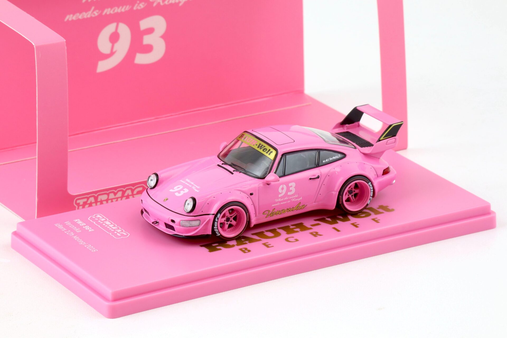 ID 77424 orig.jpg 1:43 Tarmac Works Porsche 911 964 RWB Rauh-Welt Veronika idlers 12h Motegi 2016