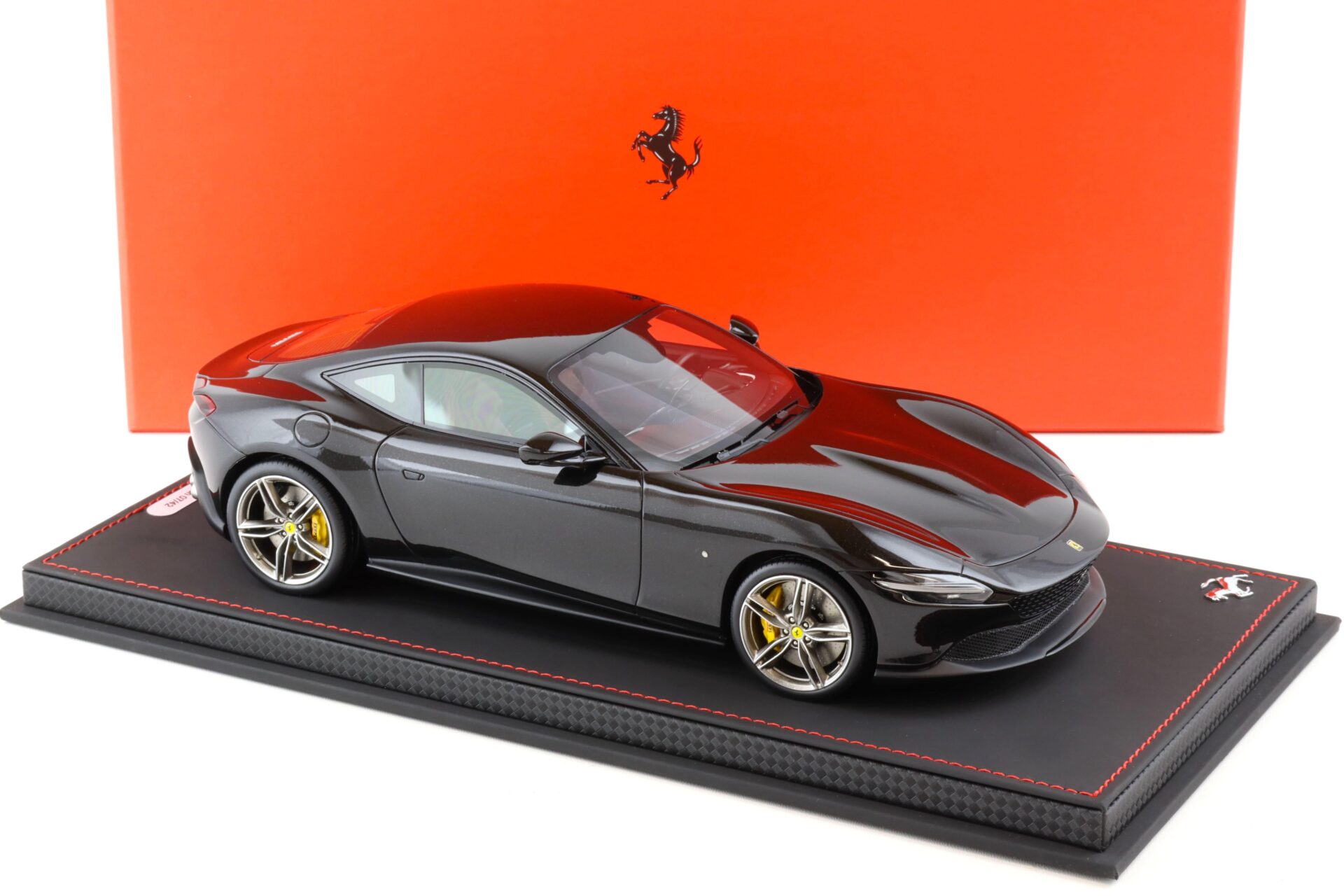 1:18 BBR Ferrari Roma New Nero Daytona black with showcase - Limited 42 pcs.