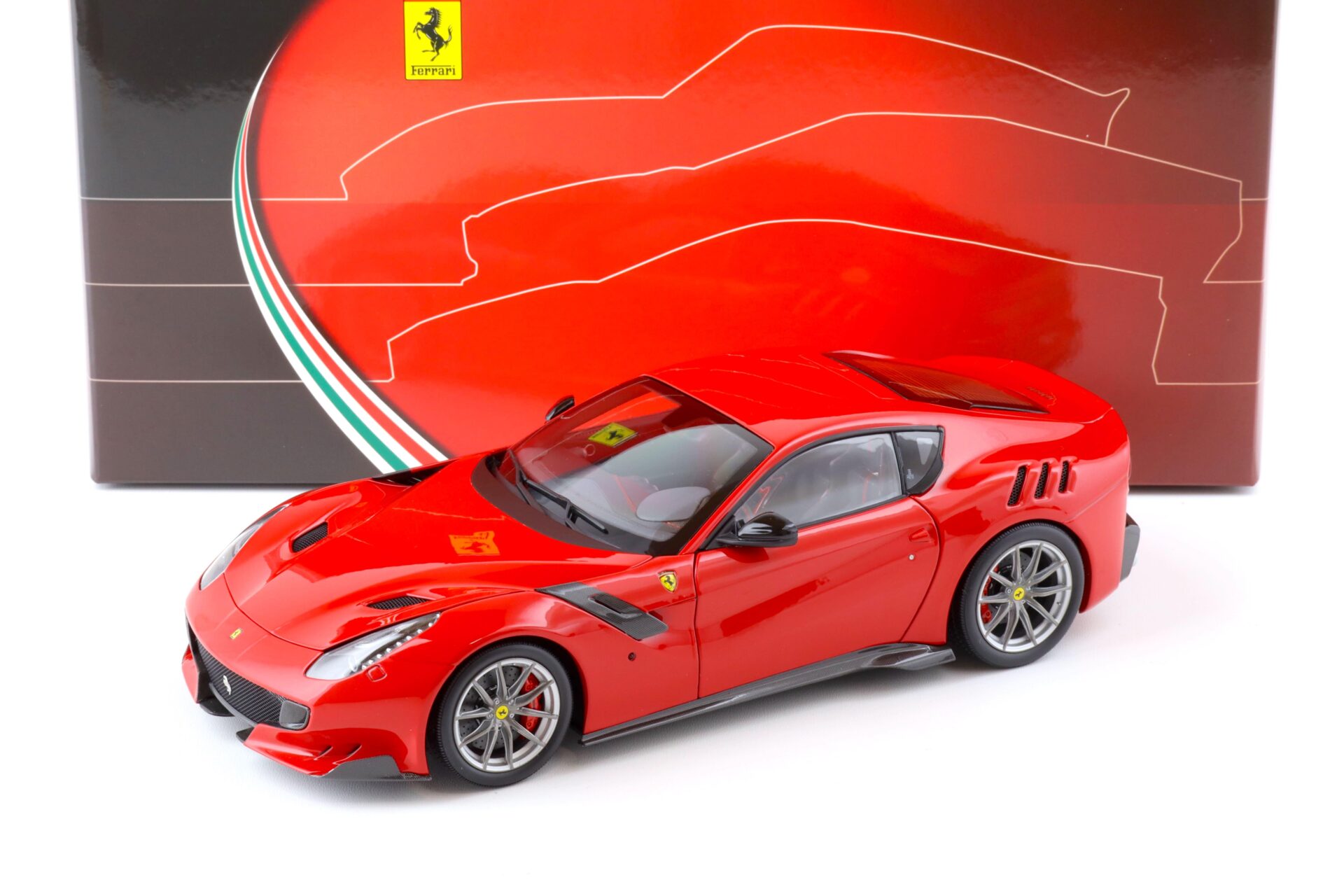 ID 78774 orig.jpg 1:18 BBR Ferrari F12 TDF Rosso Corsa 322 red/ red brakes Die-Cast