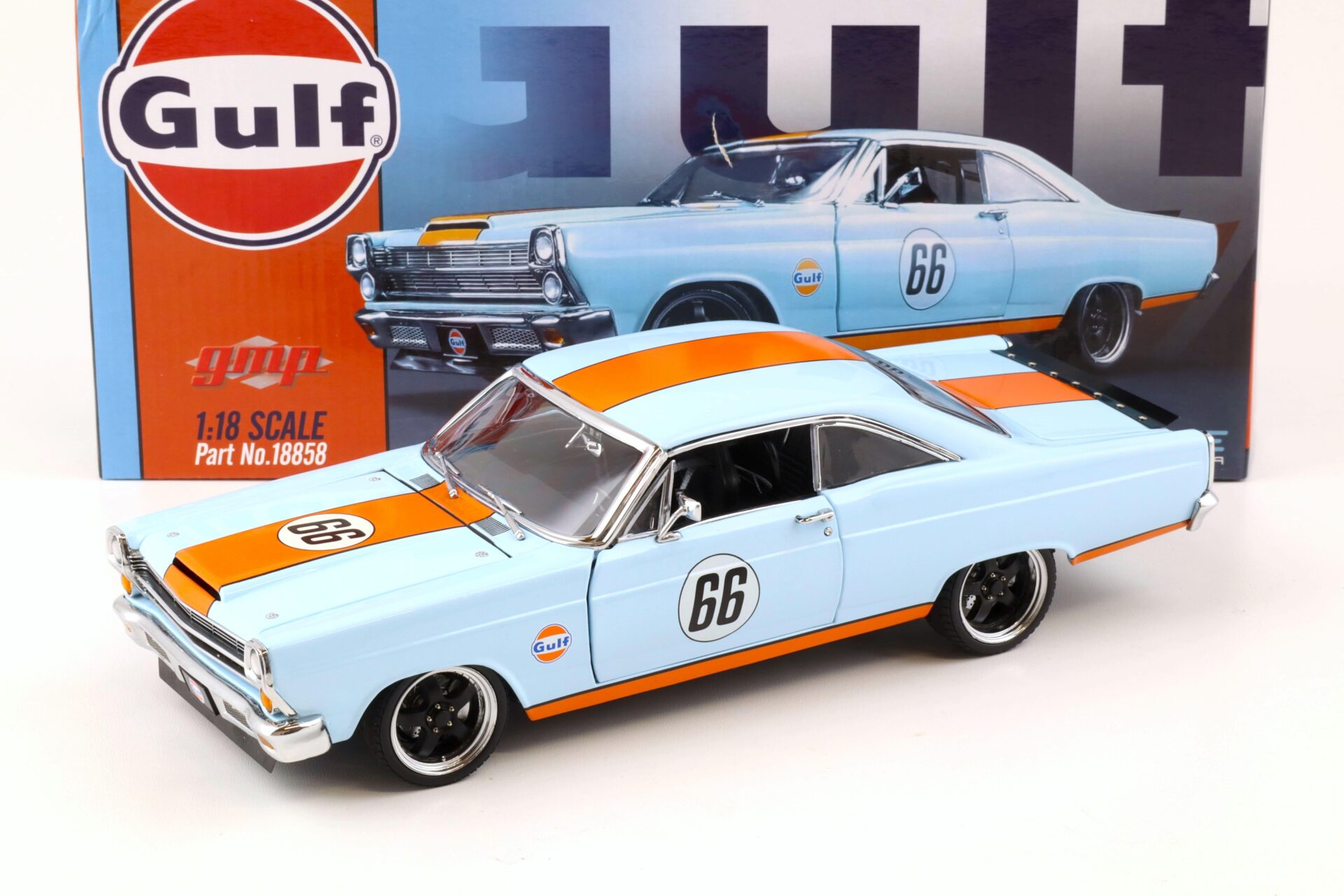 ID 79115 orig.jpg 1:18 GMP 1967 Ford Fairlane Gulf Racing #66 blue/ orange 18858
