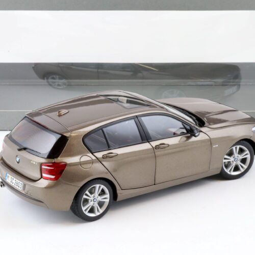 1:18 Paragon BMW 1er 125i (F20) 5-Türer Sparkling Bronze