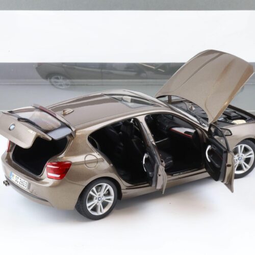 1:18 Paragon BMW 1er 125i (F20) 5-Türer Sparkling Bronze