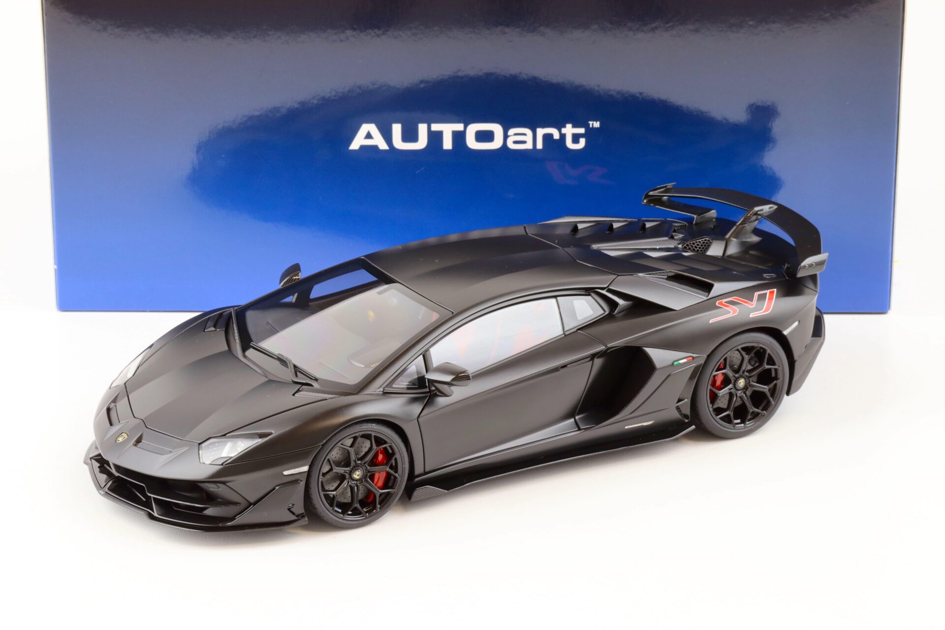 1:18 AUTOart Lamborghini Aventador SVJ 2019 Nero Nemesis/ matt black