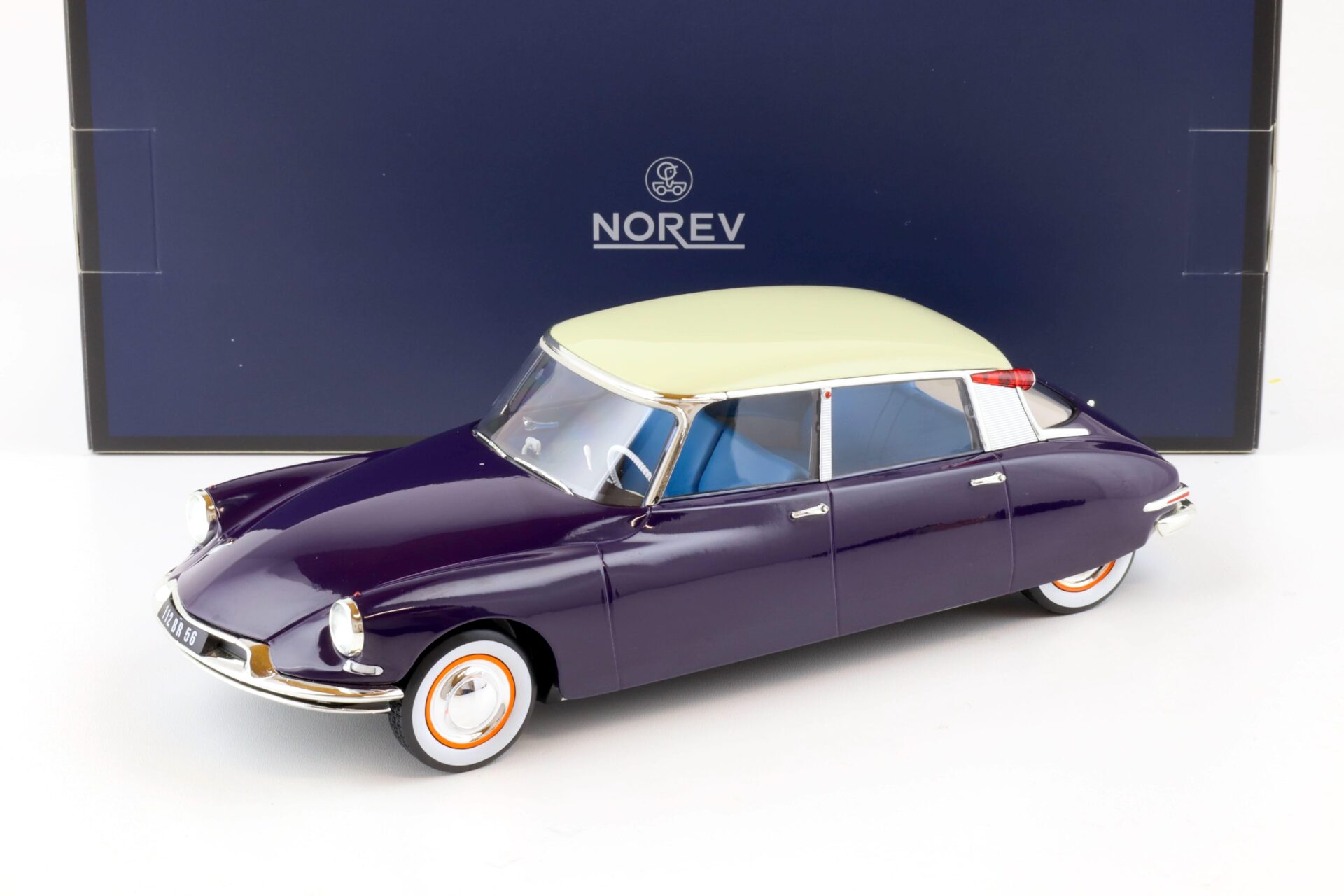 ID 80254 orig.jpg 1:18 Norev Citroen DS 19 Aubergine & Champagne 1956 - Limited 400 pcs.