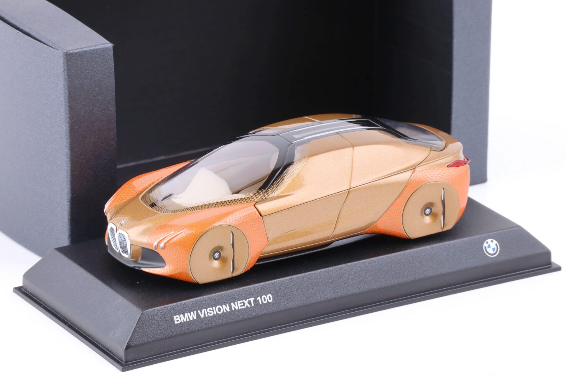 ID 80330 orig.jpg 1:43 Norev BMW Vision Next 100 bronze DEALER VERSION