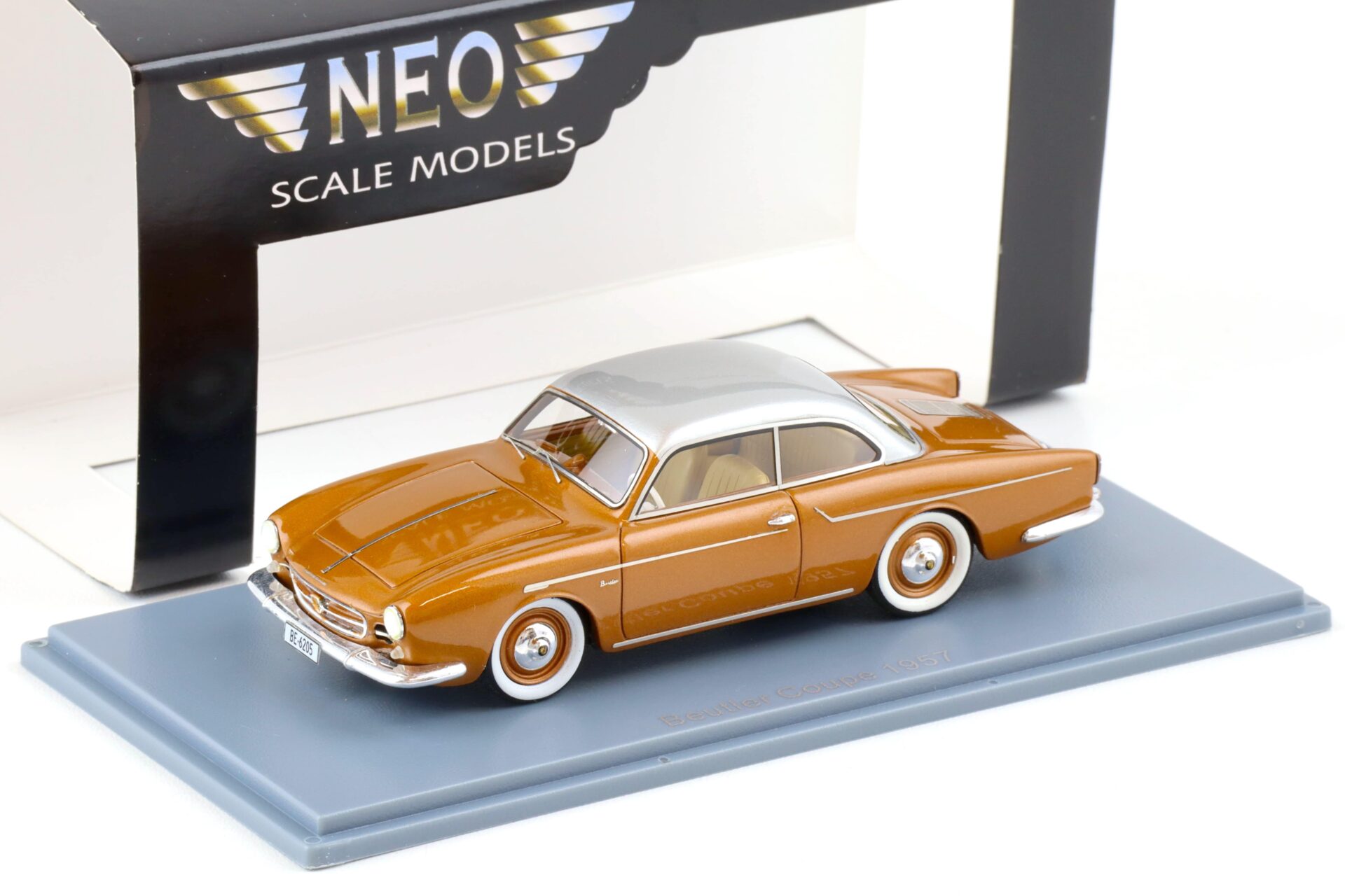1:43 NEO VW Porsche Beutler Coupe 1957 gold metallic/ silver