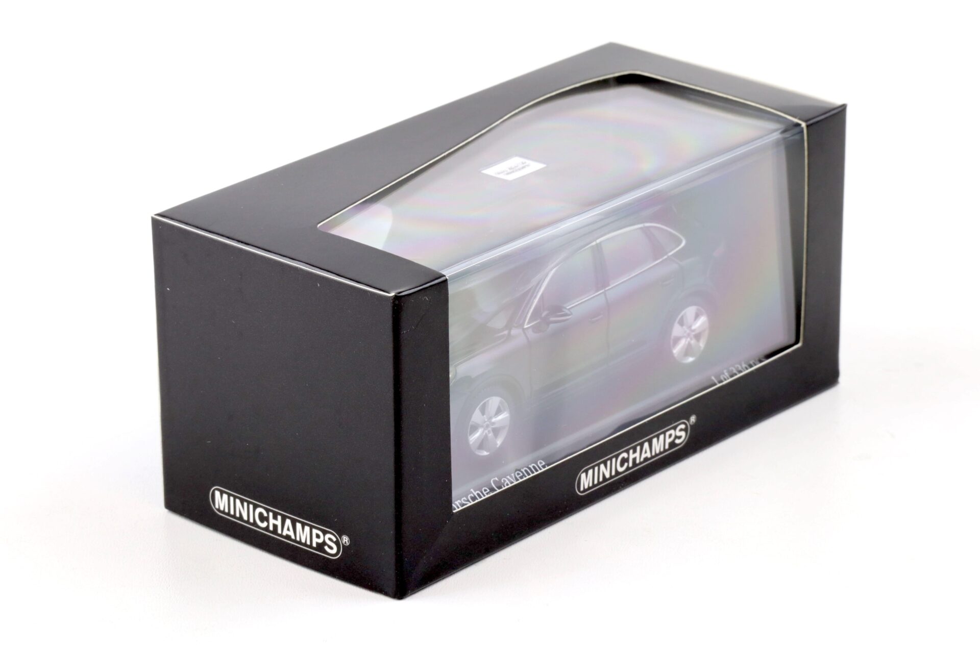 1:43 Minichamps Porsche Cayenne 2017 Moonlight blue metallic