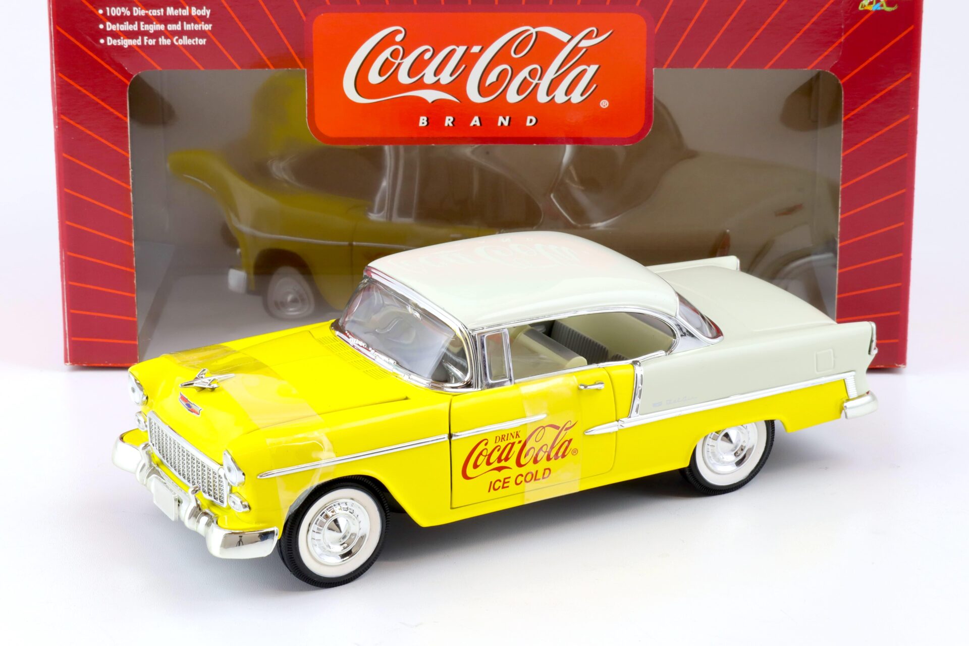 ID 83010 orig.jpg 1:18 Johnny Lightning 1955 Chevrolet Bel Air COCA COLA yellow/ white