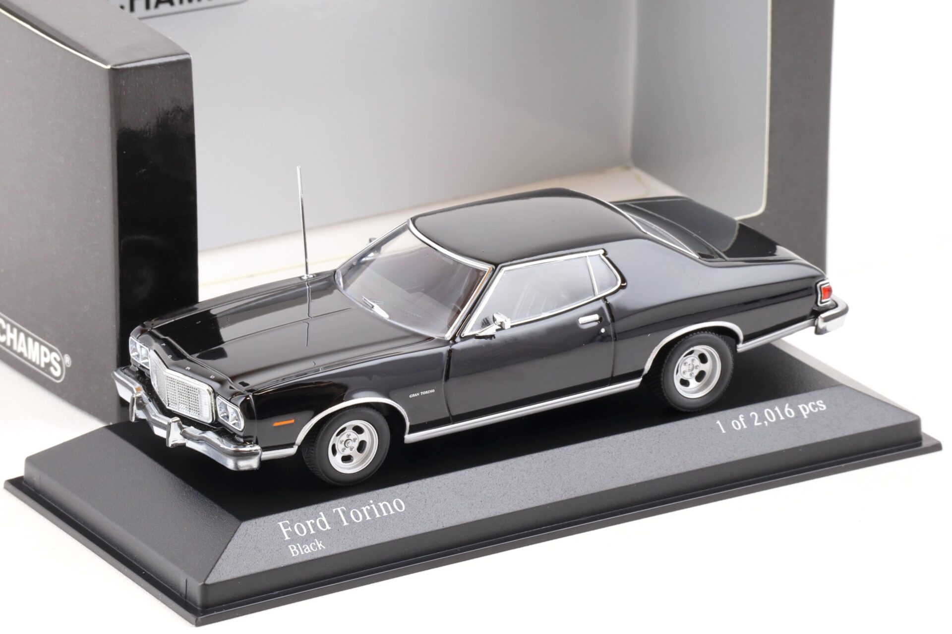 1:43 Minichamps Ford Torino Coupe 1976 black