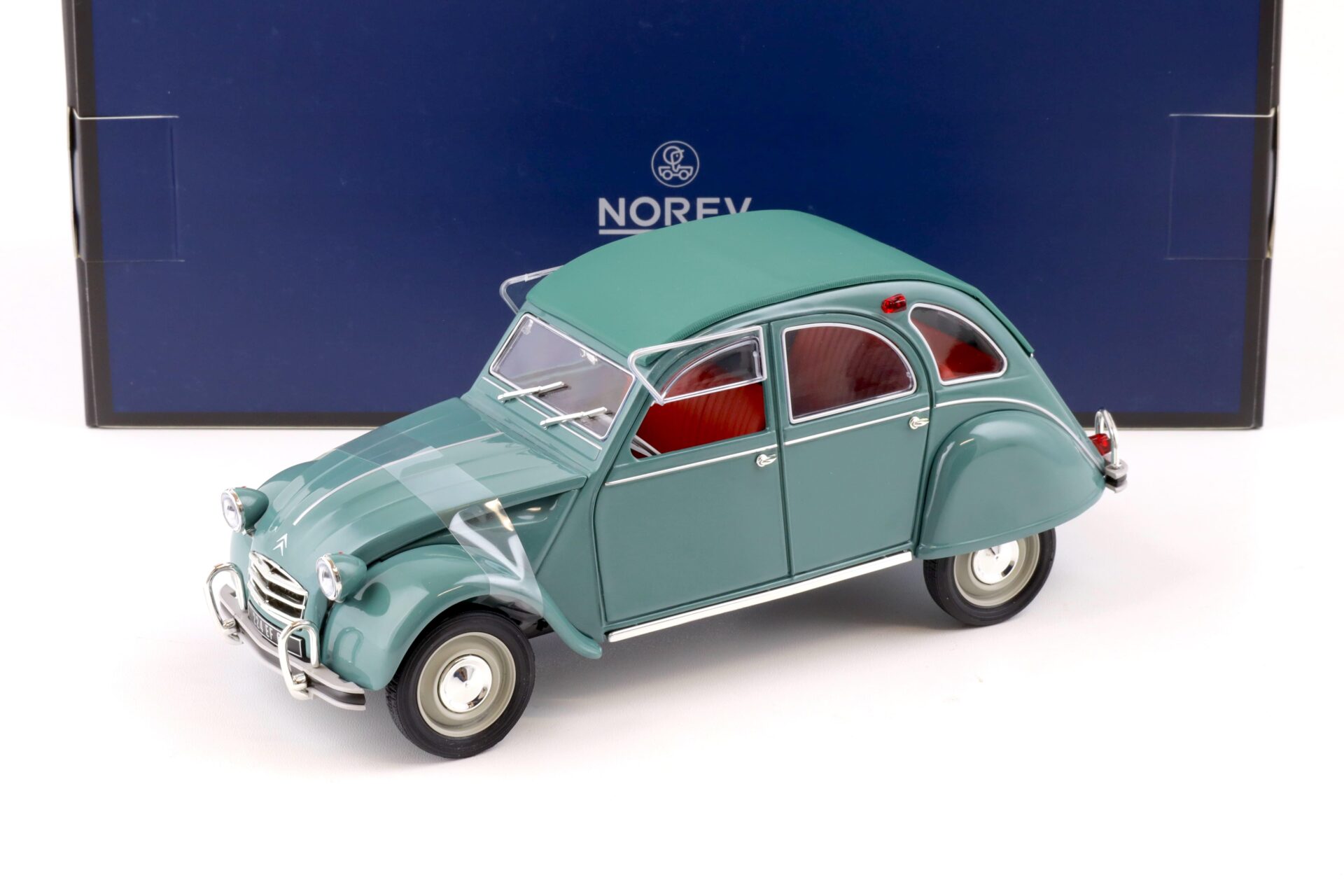ID 83742 orig.jpg 1:18 Norev Citroen 2CV AZAM 1966 Agave green - Limited 200 pcs.