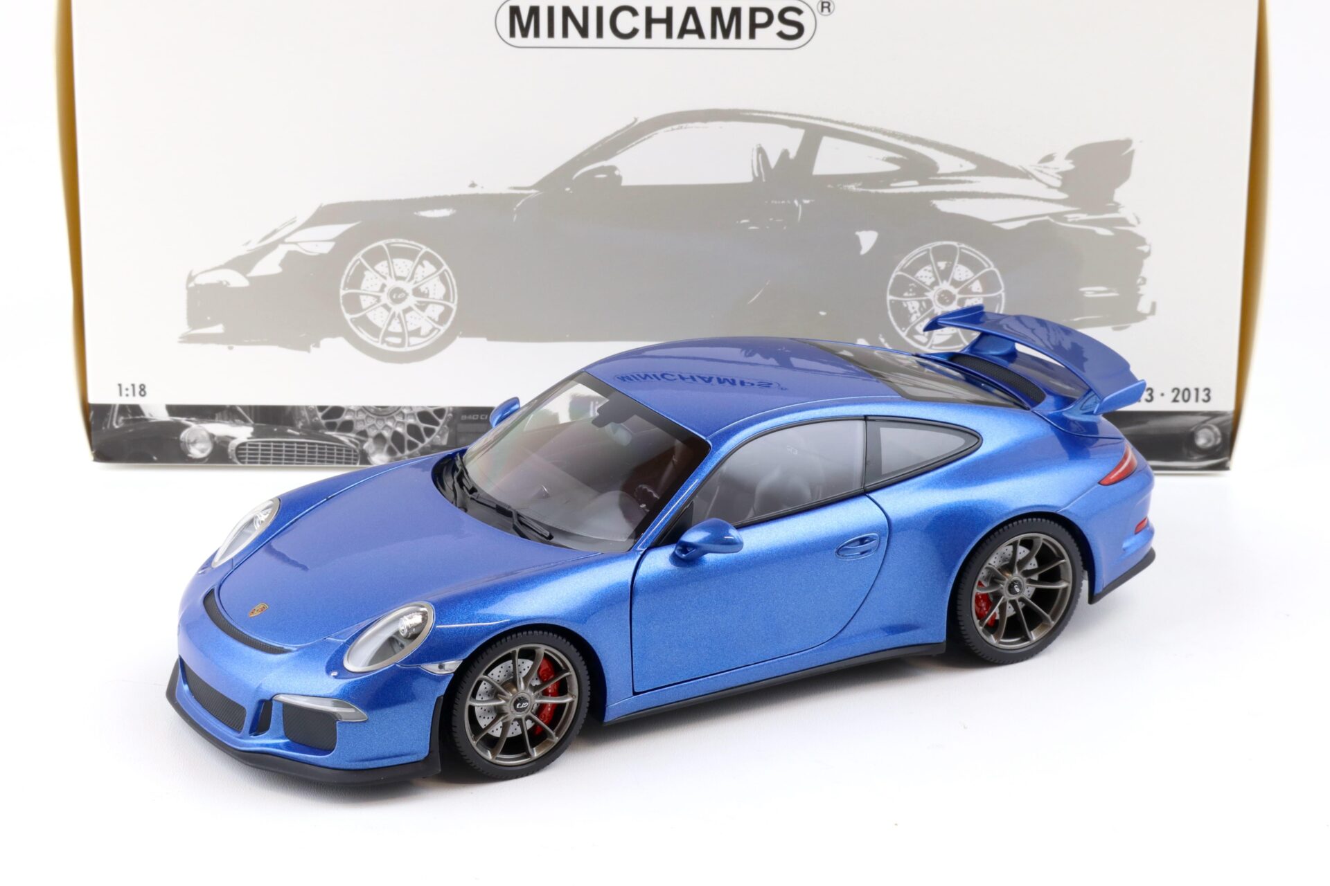 1:18 Minichamps Porsche 911 (991) GT3 Coupe 2013 blue metallic