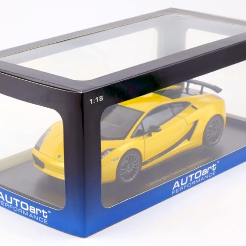 1:18 AUTOart Lamborghini Gallardo Superleggera giallo midas/ metallic yellow