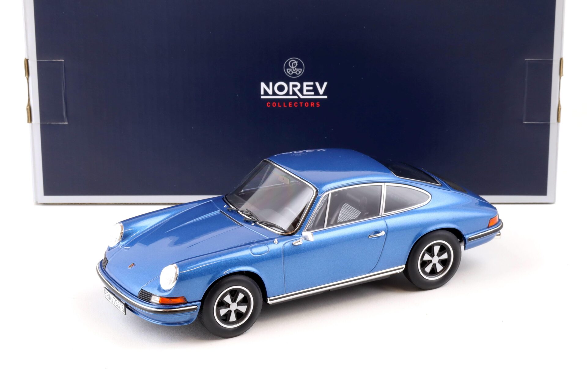 1:18 Norev Porsche 911 S Coupe 2.4 blue metallic 1973
