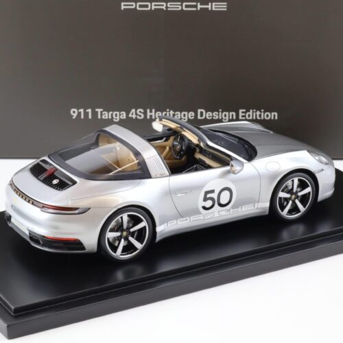 1:18 Spark Porsche 911 (991) Targa 4S Heritage Design Edition gt-silver WAP DEALER