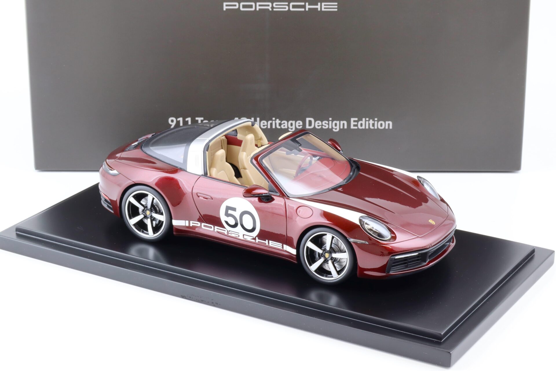 1:18 Spark Porsche 911 (991) Targa 4S Heritage Design Edition cherry red WAP DEALER