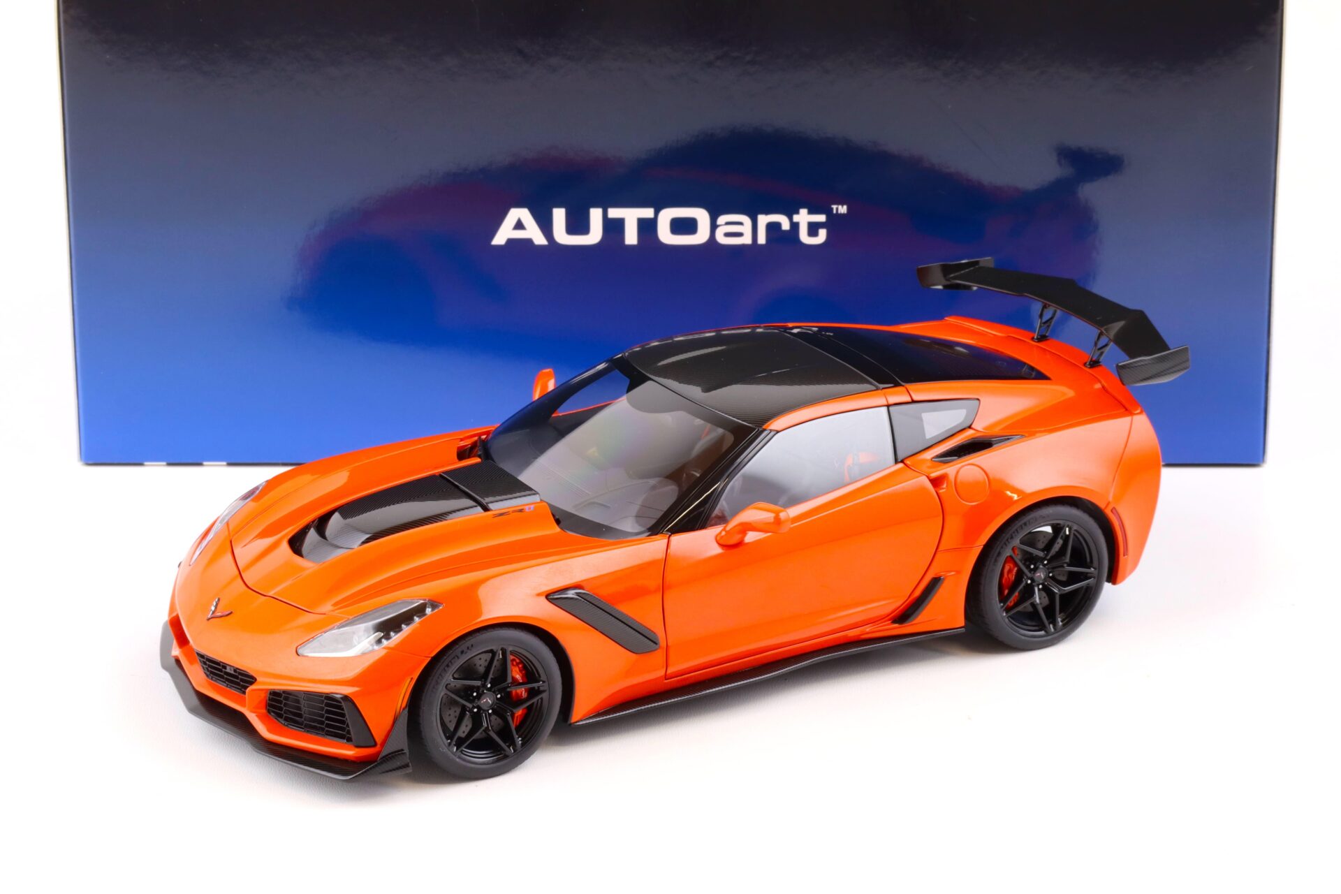 ID 84313 orig.jpg 1:18 AUTOart Chevrolet Corvette C7 ZR1 Coupe 2019 Sebring orange tintcoat