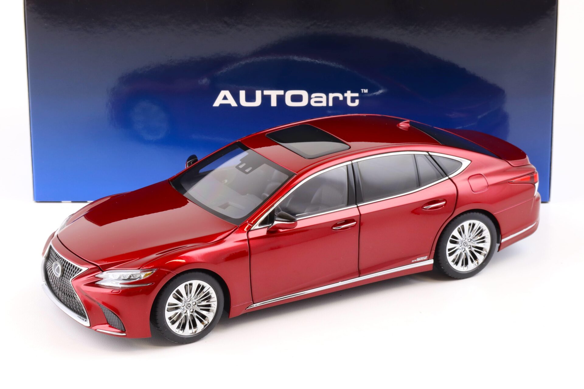 ID 84334 orig.jpg 1:18 AUTOart Lexus LS500h Limousine 2018 Morello red metallic/ black interior 78869