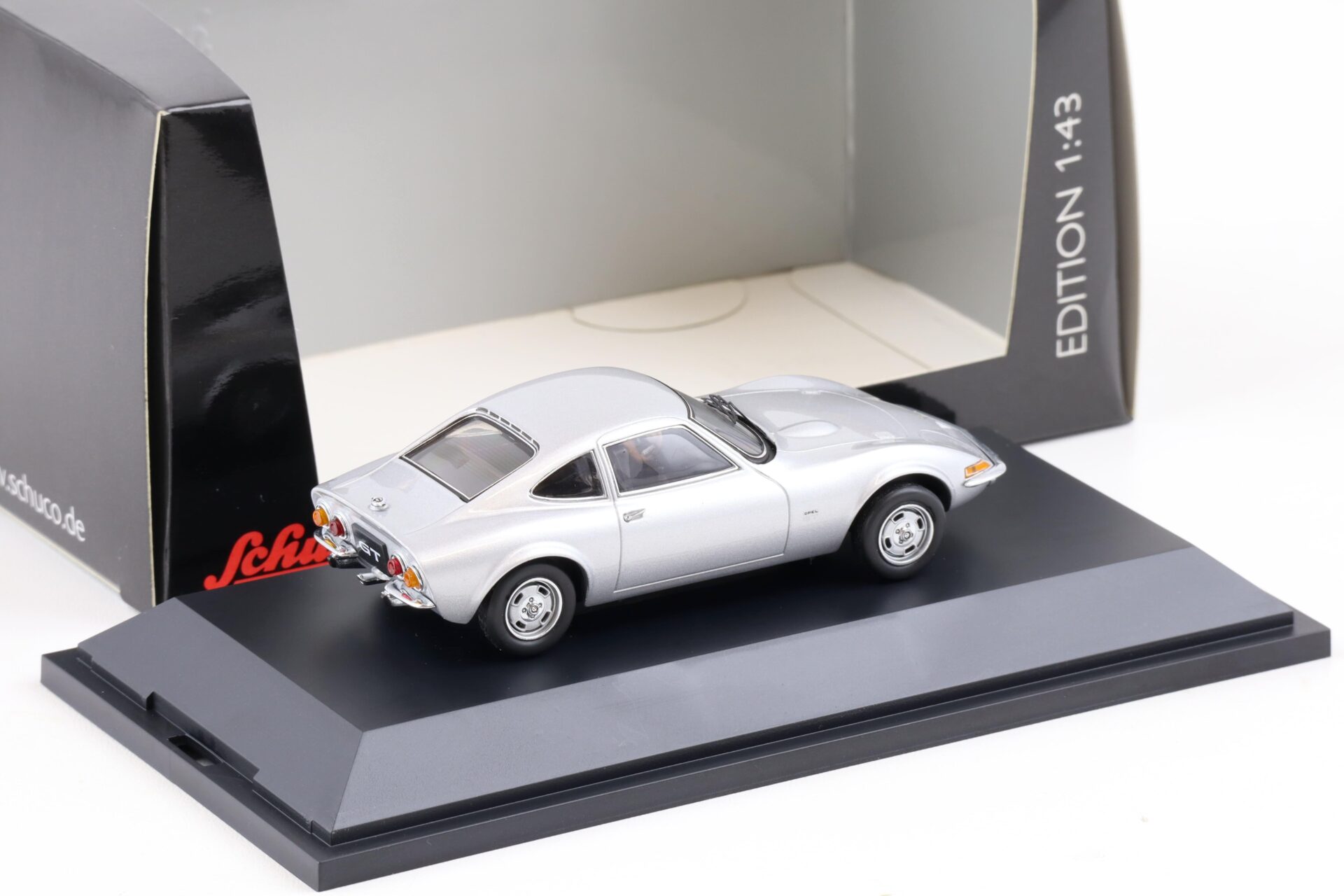 1:43 Schuco Opel GT Coupe silver metallic 05537
