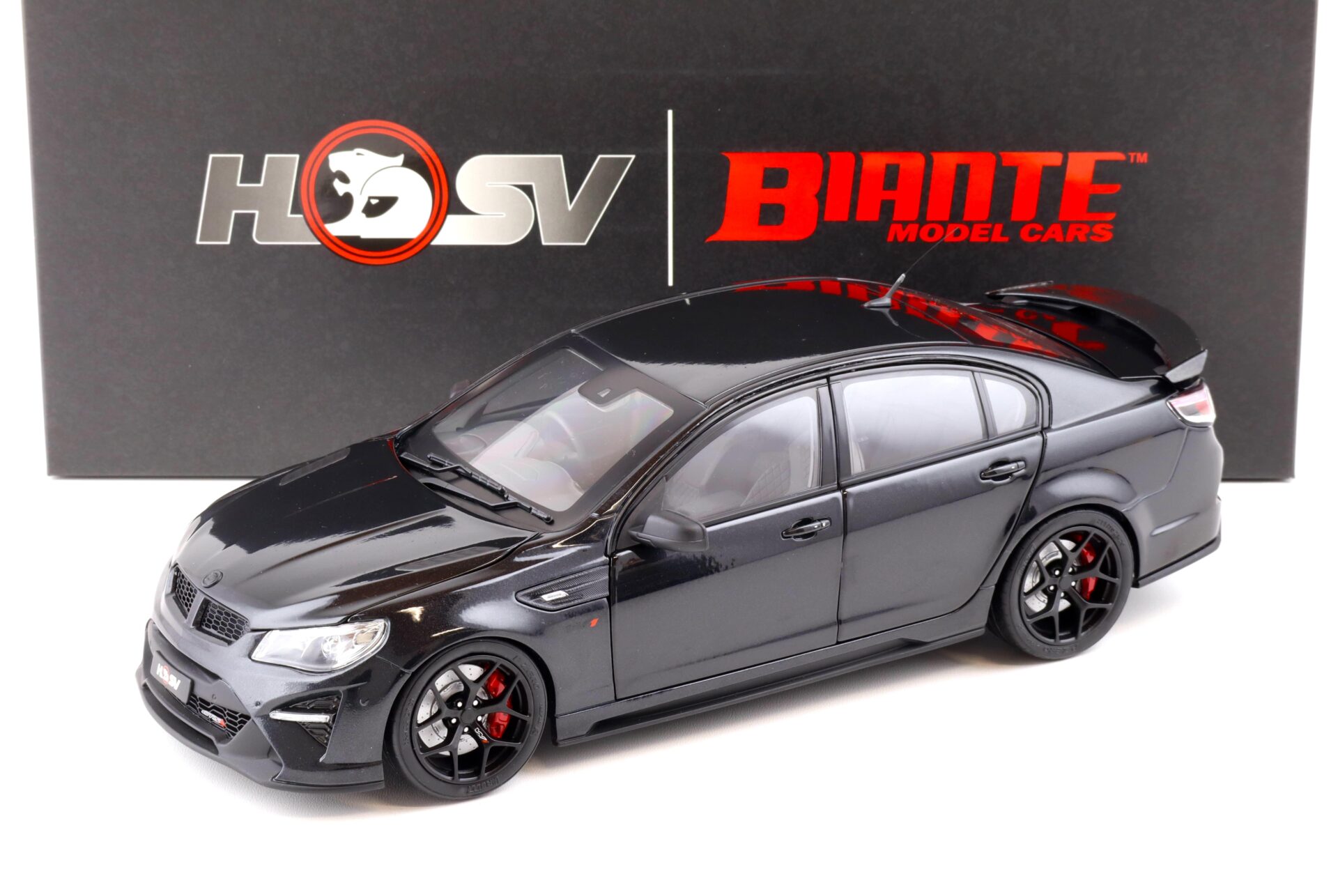 ID 85230 orig 1.jpg 1:18 BIANTE Holden HSV GTSR W1 Phantom Limousine black metallic 2017