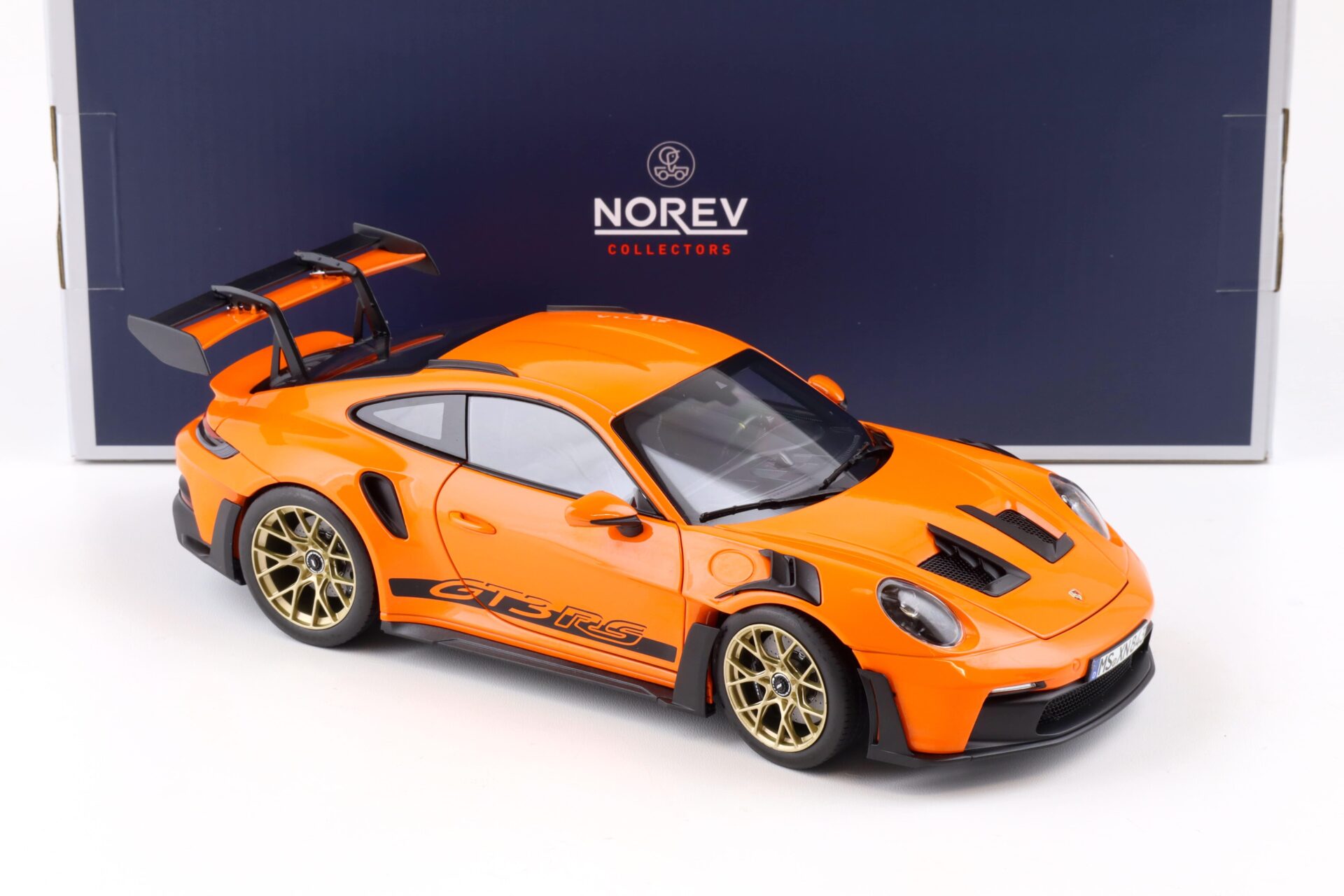1:18 Norev Porsche 911 (992) GT3 RS Coupe 2022 Gulf orange 187360