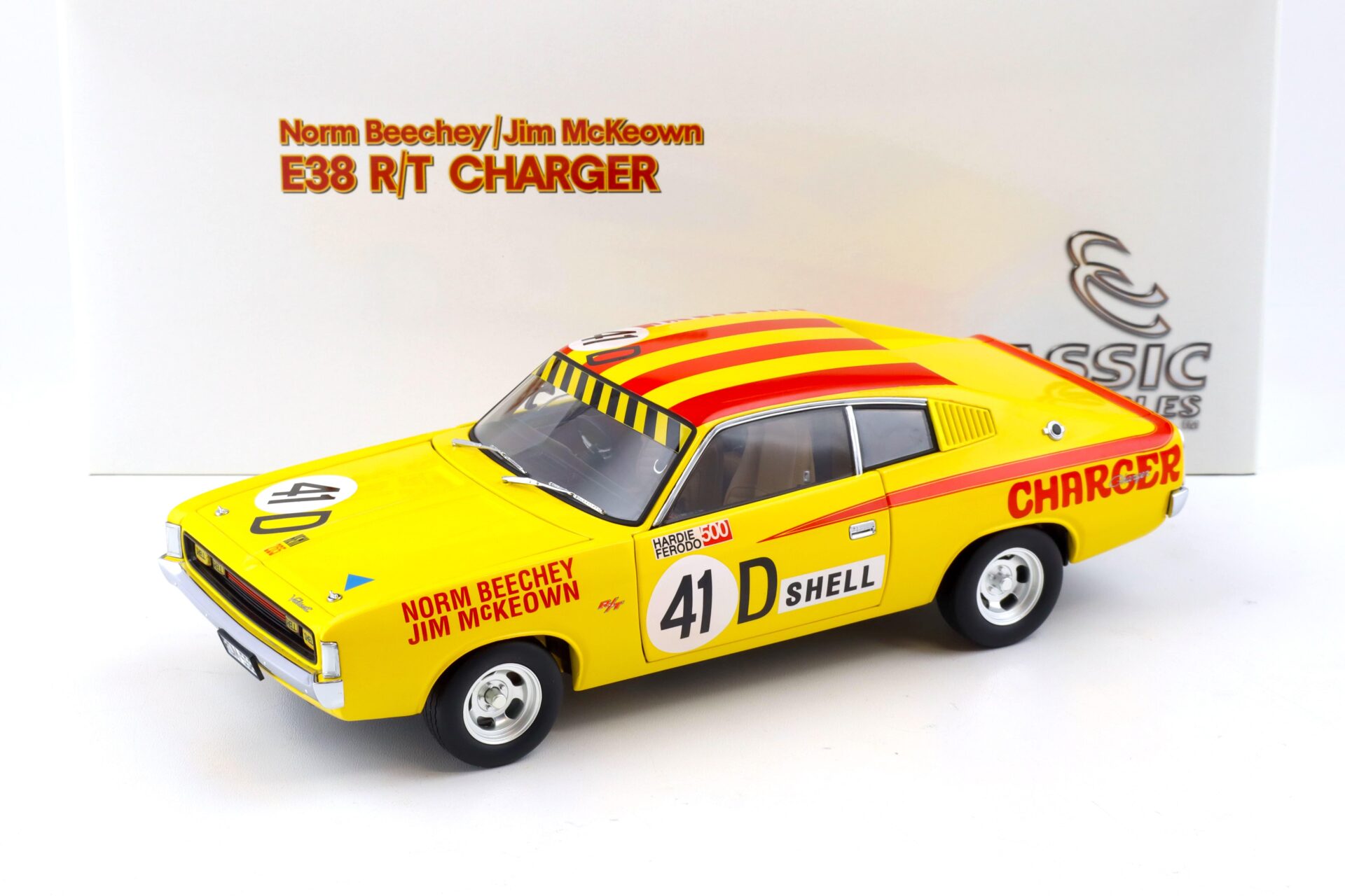 ID 86430 orig.jpg 1:18 Classic Carlectables Chrysler E38 R/T Charger 1971 Bathurst Works Entry Beechey #41