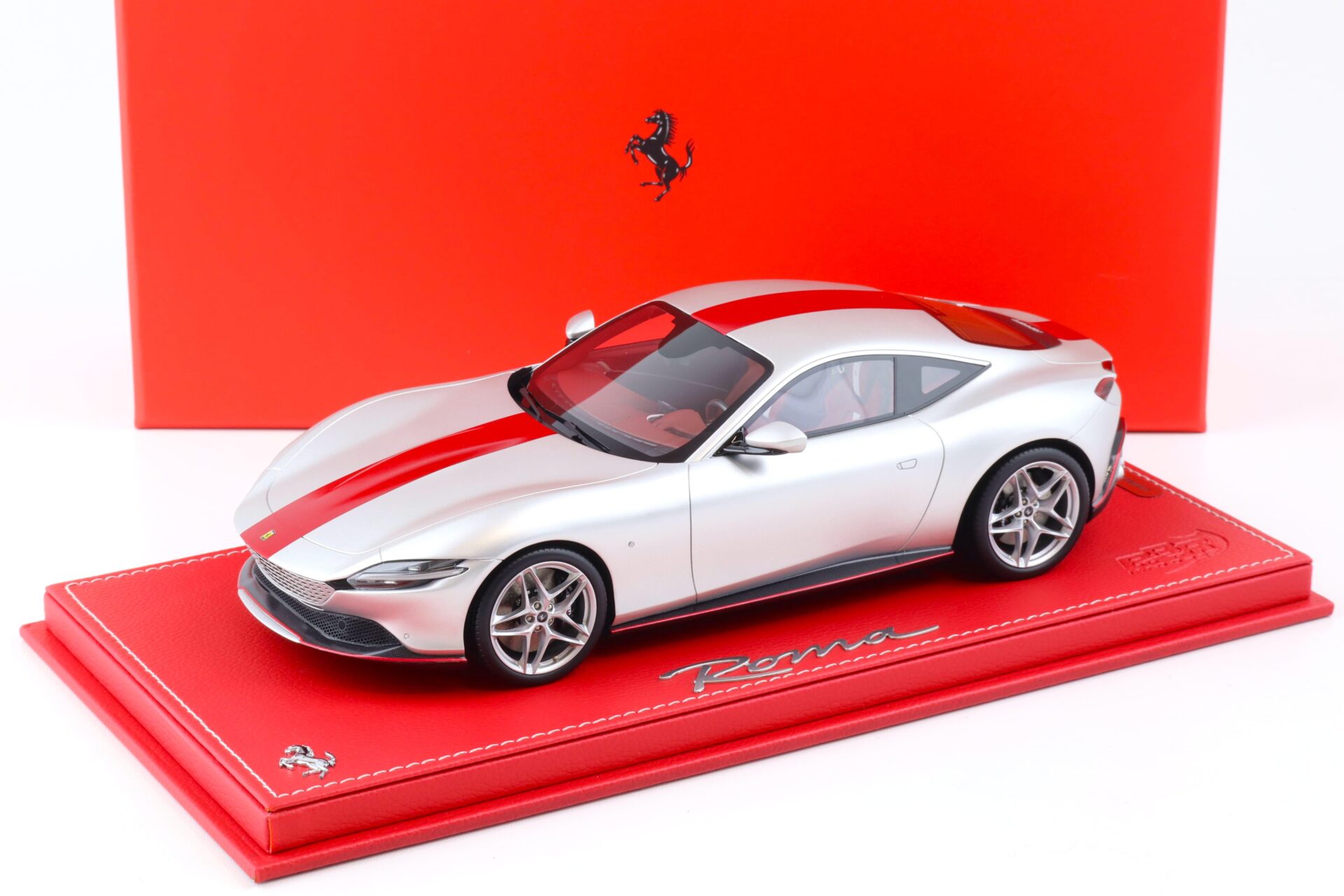 1:18 BBR Ferrari Roma 30th Anniversary matte Sanu silver - Limited 180 pcs.