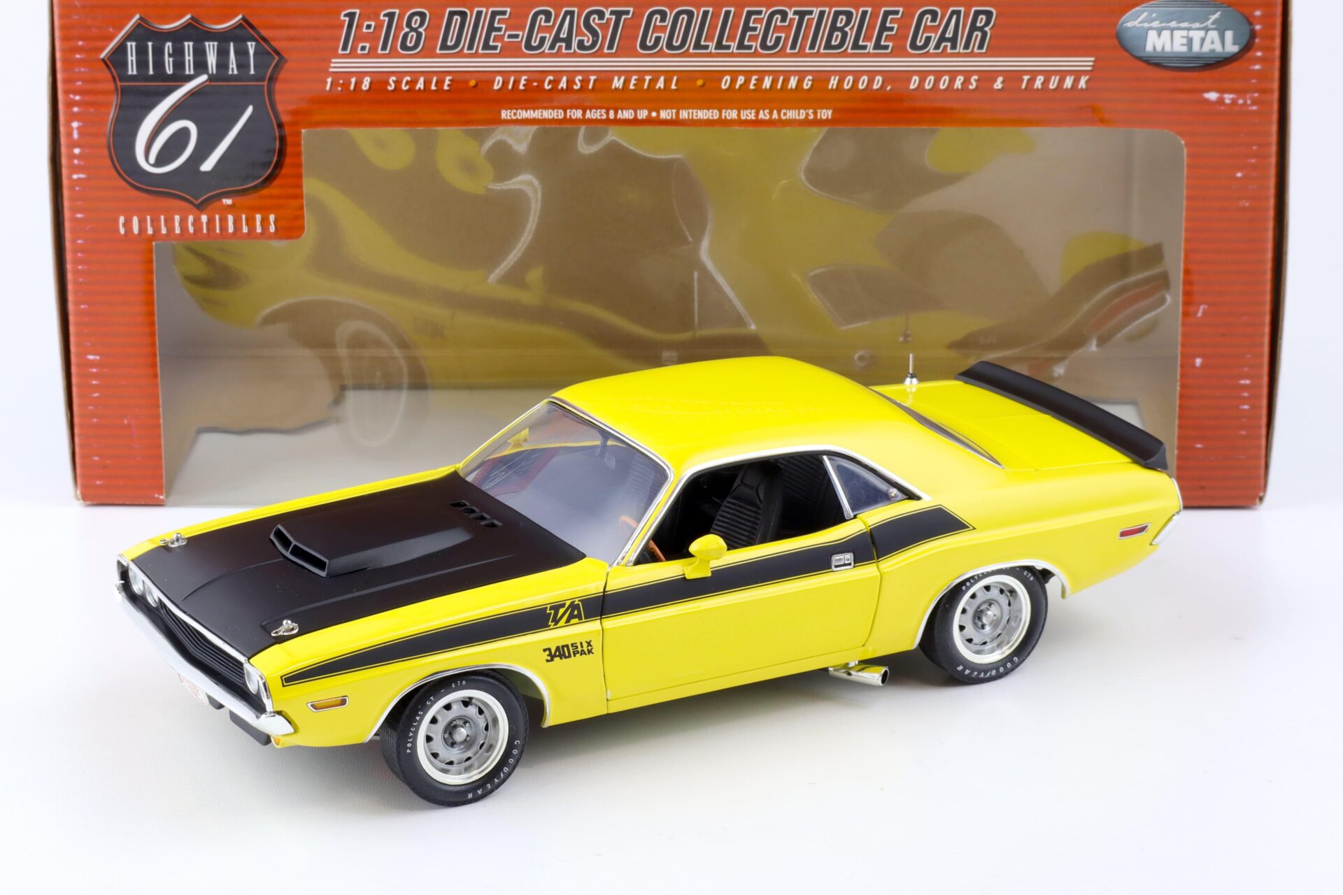 ID 86822 orig.jpg 1:18 Highway61 Dodge Challenger T/A 340 SIX PAK Coupe yellow/ black 50555