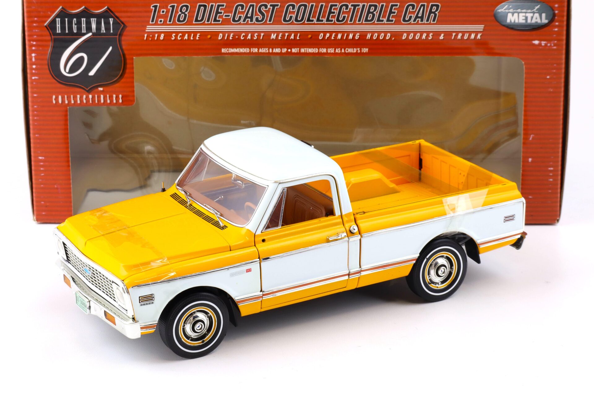 ID 86844 orig.jpg 1:18 Highway61 Chevrolet Fleetside Pickup 1972 Cheyenne 10 yellow/ white 50363