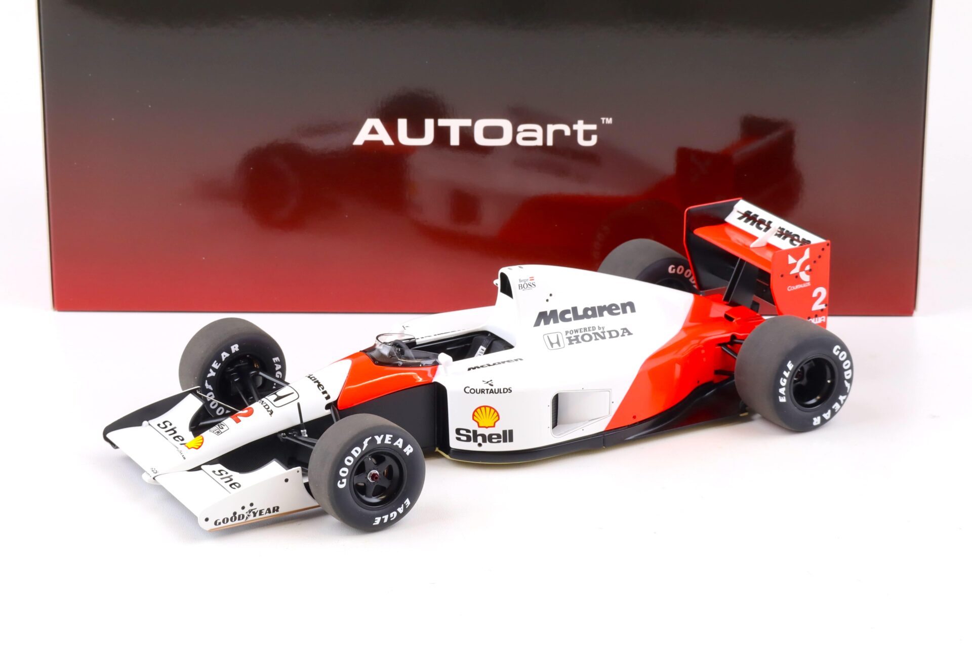 ID 86884 orig.jpg 1:18 AUTOart McLAREN Honda MP4/6 Japanese GP 1991 G.Berger #2 with McLAREN Logo 89151