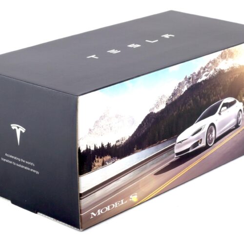 1:18 Original Tesla Model S P100D Multi-Coat red Diecast DEALER VERSION