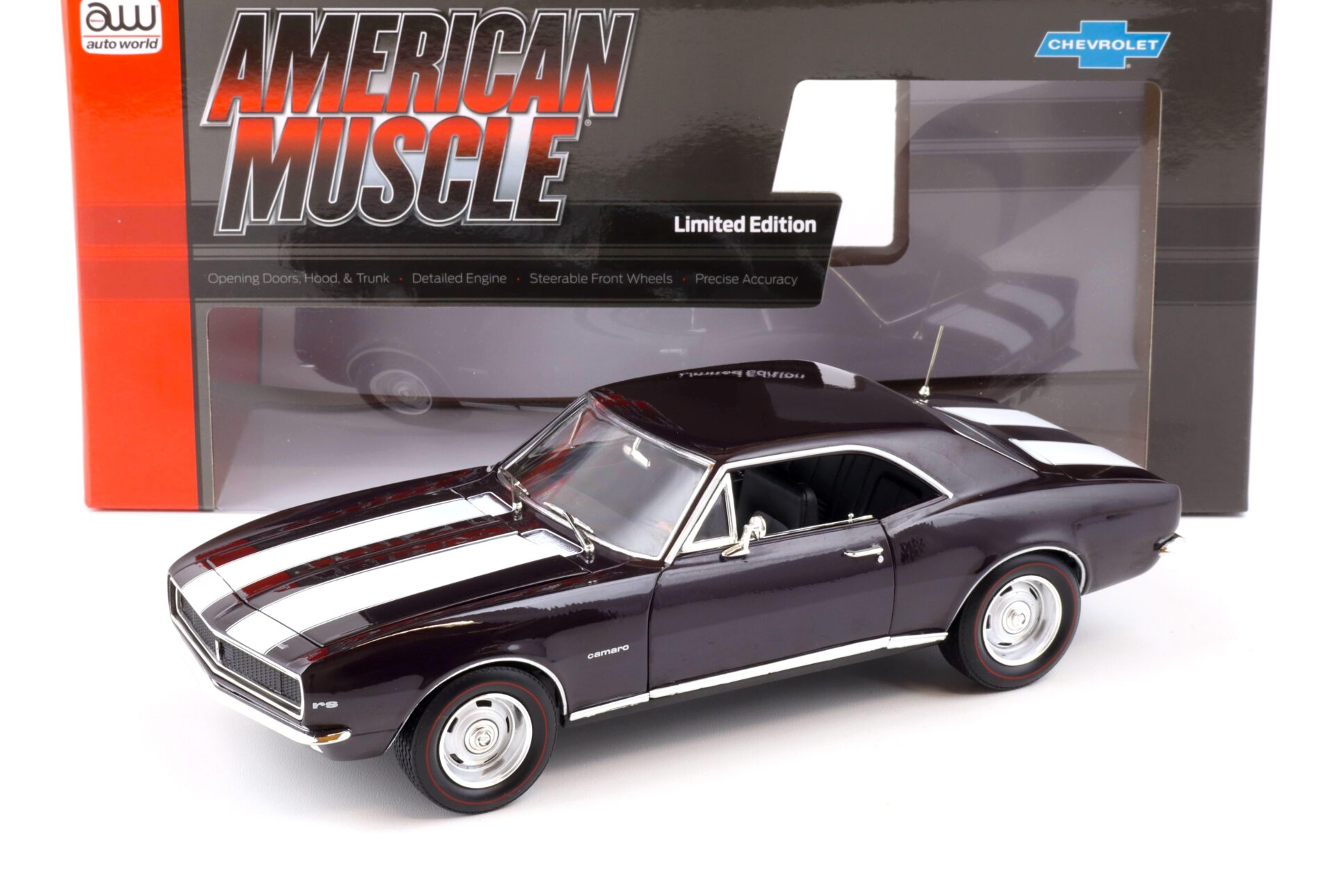 ID 87506 orig.jpg 1:18 Auto World 1967 Chevrolet Camaro Z/28 RS Coupe MCACN Royal Plum