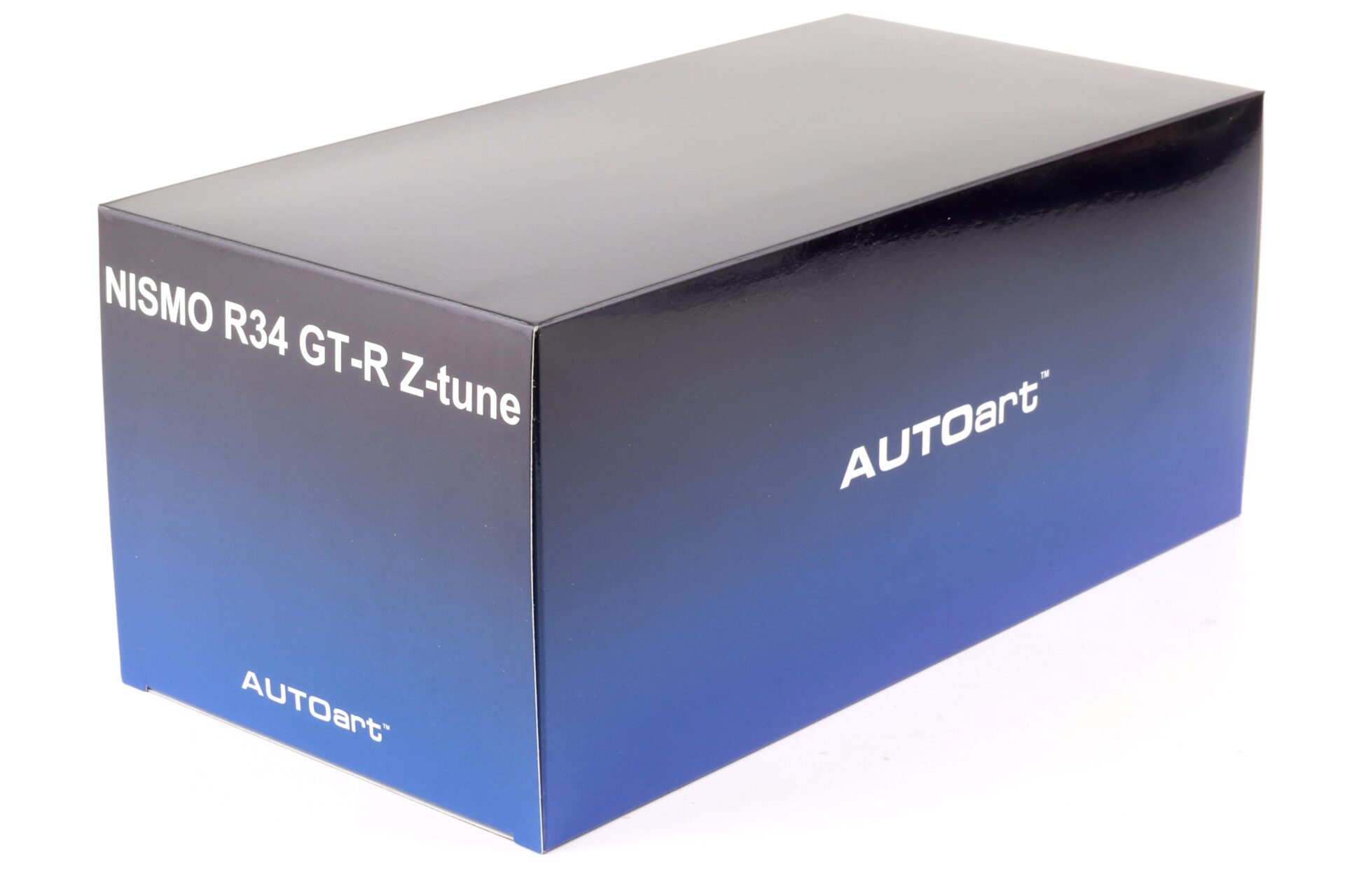 1:18 AUTOart Nissan Skyline GT-R (R34) Z-Tune 2005 Bayside blue/ w Carbon Bonnet 77460