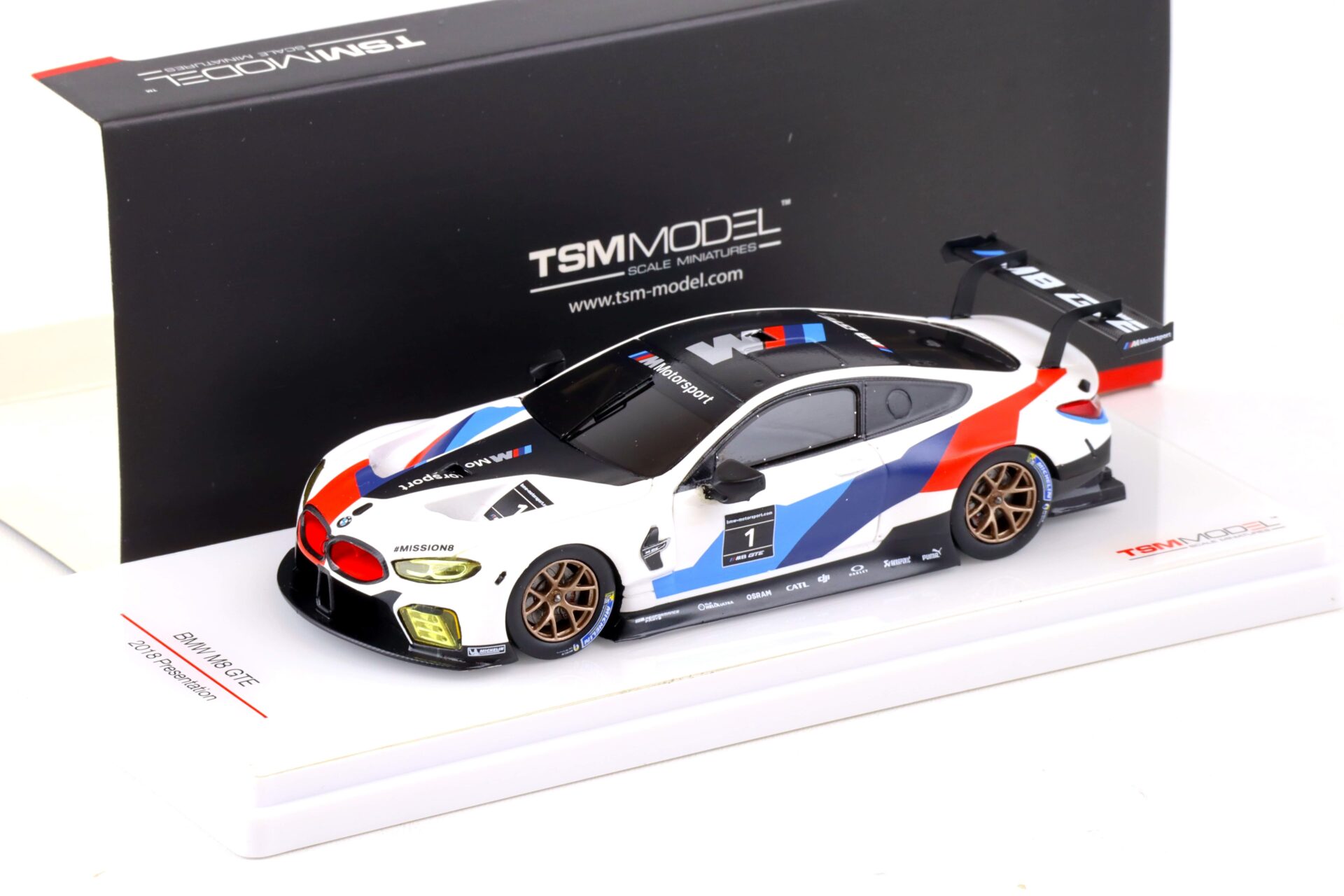 ID 88470 orig 1.jpg 1:43 TSM Model BMW M8 GTE Coupe 2018 Presentation #1 white TSM430429