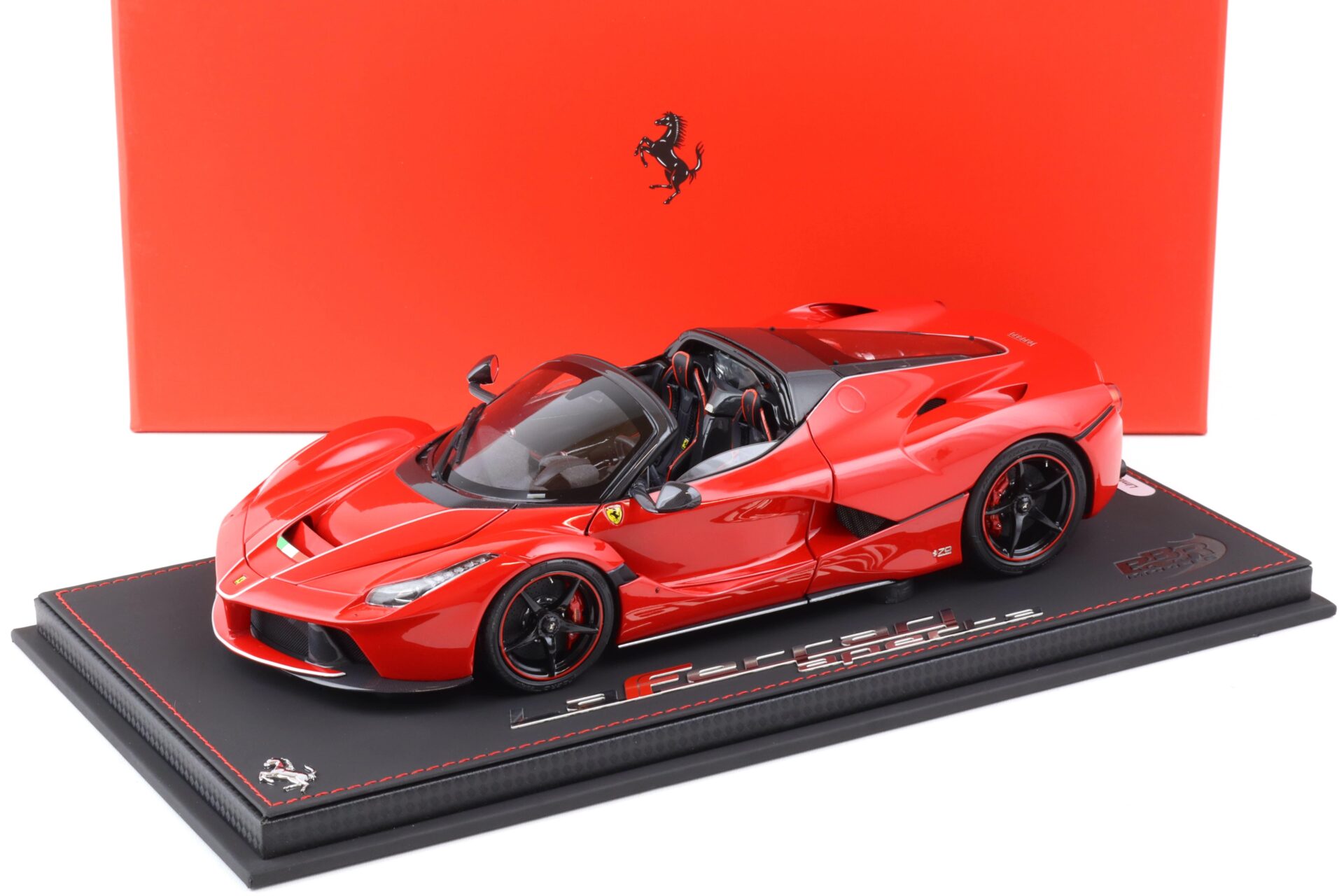 ID 88509 orig.jpg 1:18 BBR Ferrari LaFerrari Aperta Rosso Corsa 322/ black wheels DIECAST - Limited 60 pcs.