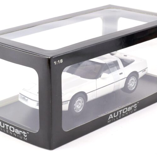 1:18 AUTOart 1986 Chevrolet Corvette C4 white 71243