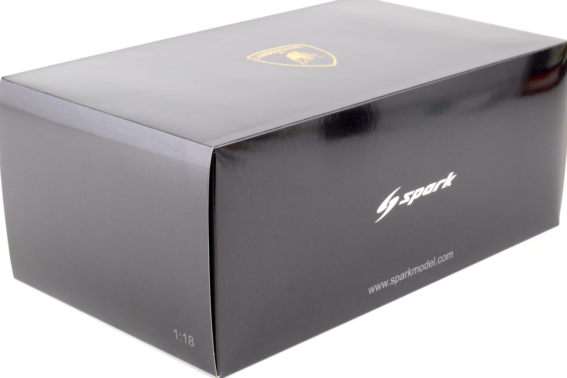 1:18 Spark Lamborghini Murcielago R-SV LM - JLOC 24h Le Mans 2010 #69 black