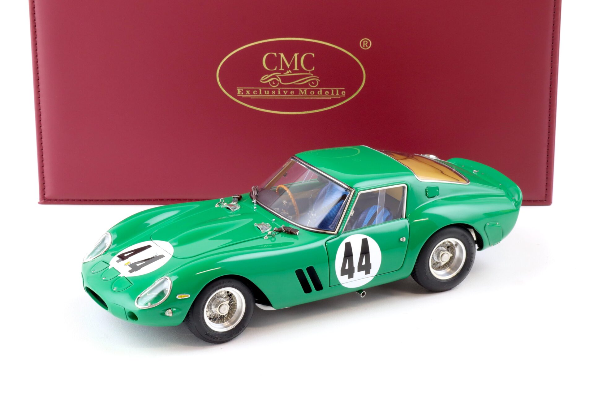 ID 89474 orig.jpg 1:18 CMC Ferrari 250 GTO Silverstone 1963 David Piper #44 green M-248
